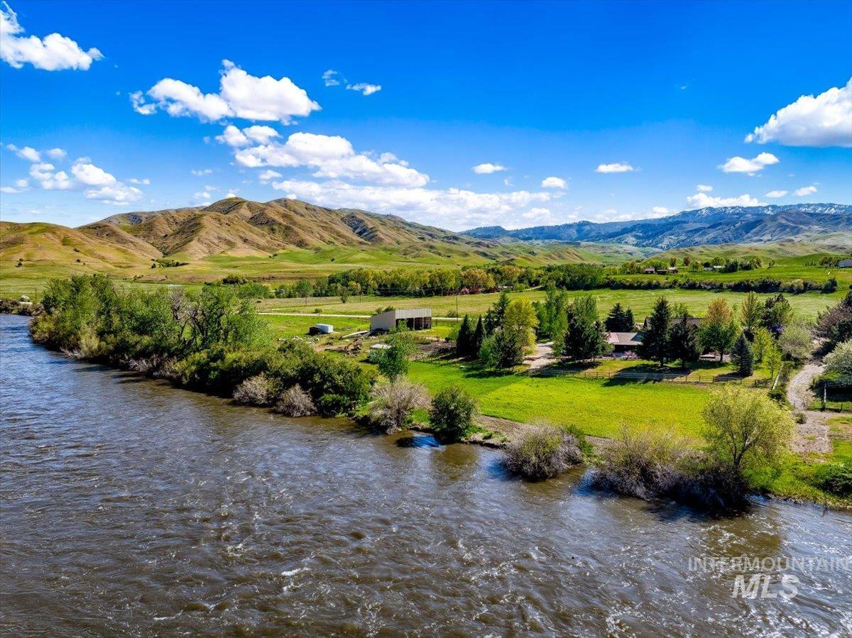 6856 Highway 55, Horseshoe Bend, Idaho 83629, Business/Commercial For Sale, Price $1,498,000, 98923260
