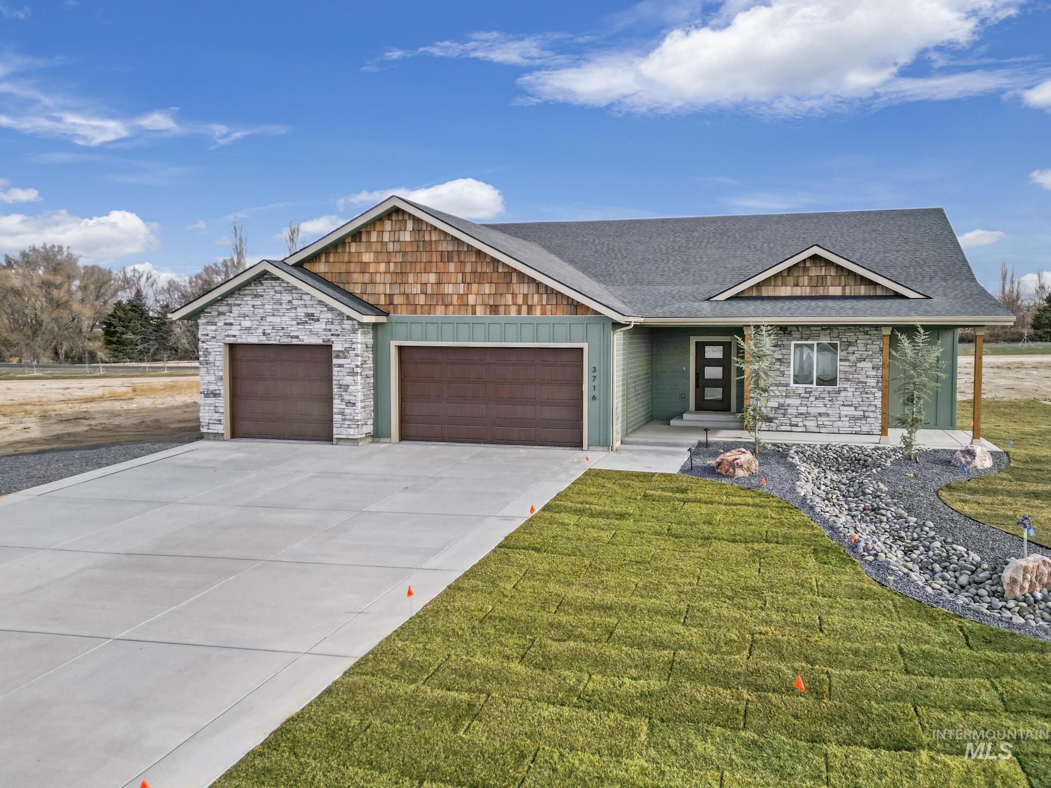3716 N 3694 E, Kimberly, Idaho 83341, 4 Bedrooms, 2.5 Bathrooms, Residential For Sale, Price $664,900,MLS 98923282