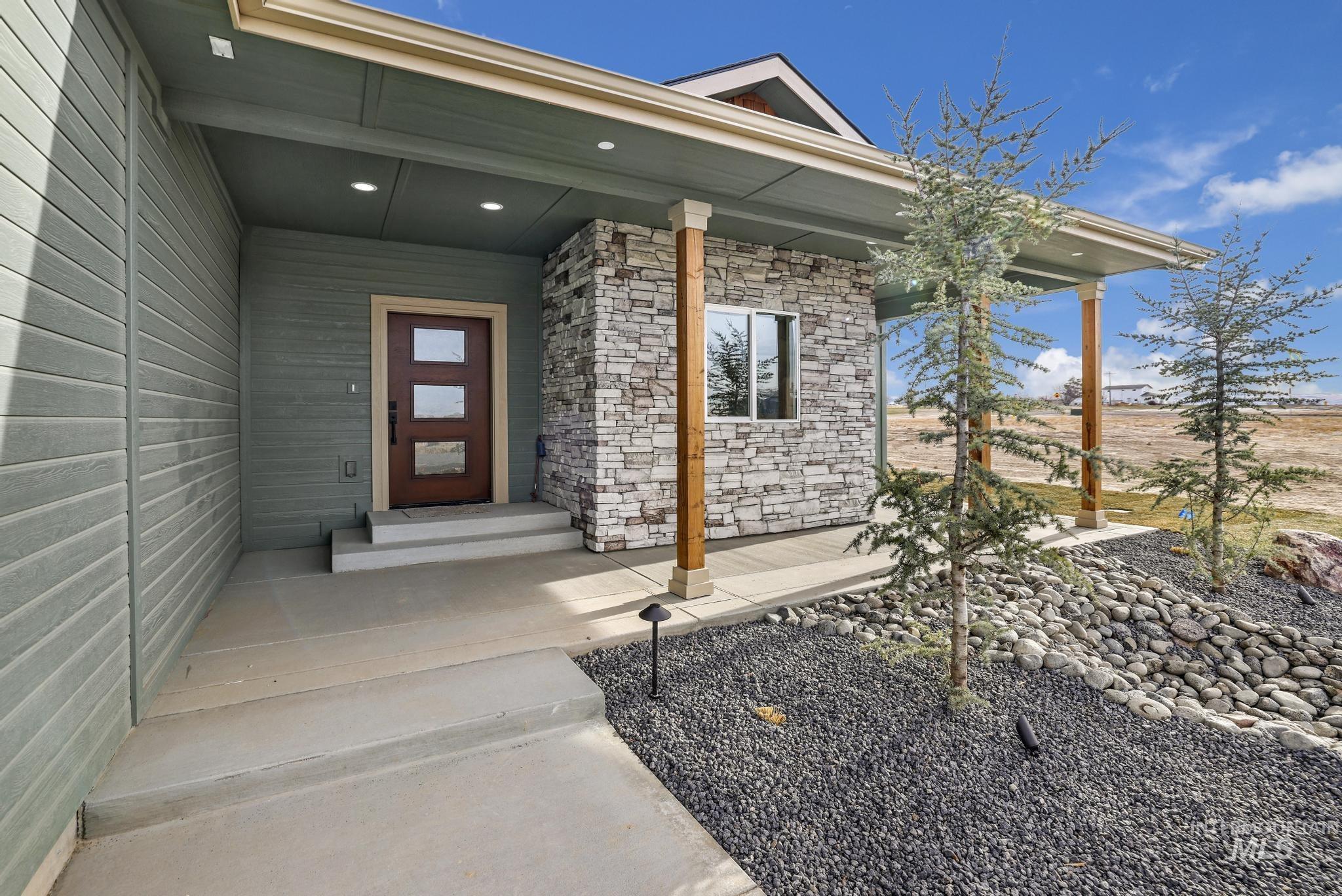 3716 N 3694 E, Kimberly, Idaho 83341, 4 Bedrooms, 2.5 Bathrooms, Residential For Sale, Price $664,900,MLS 98923282