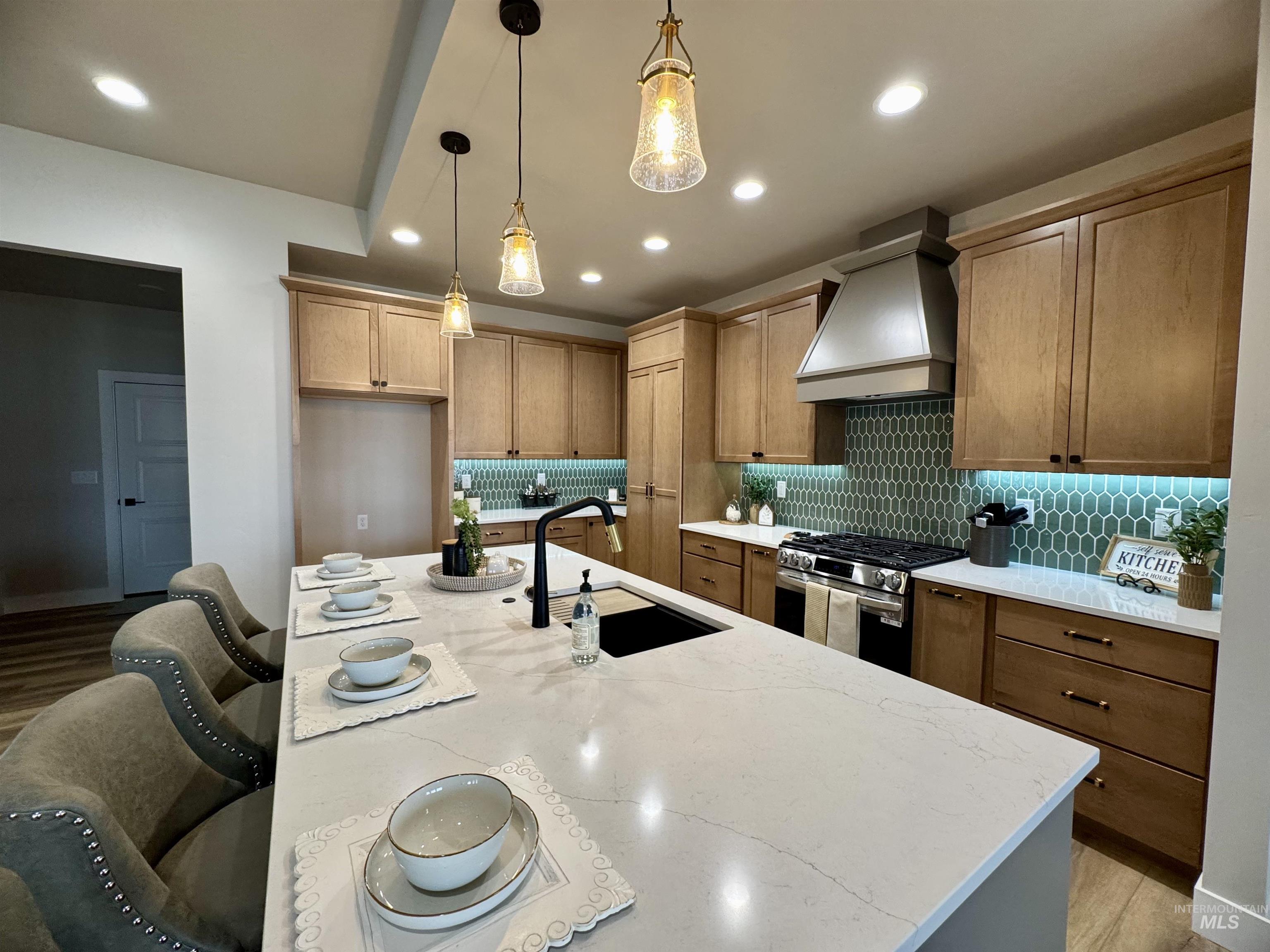 3716 N 3694 E, Kimberly, Idaho 83341, 4 Bedrooms, 2.5 Bathrooms, Residential For Sale, Price $664,900,MLS 98923282