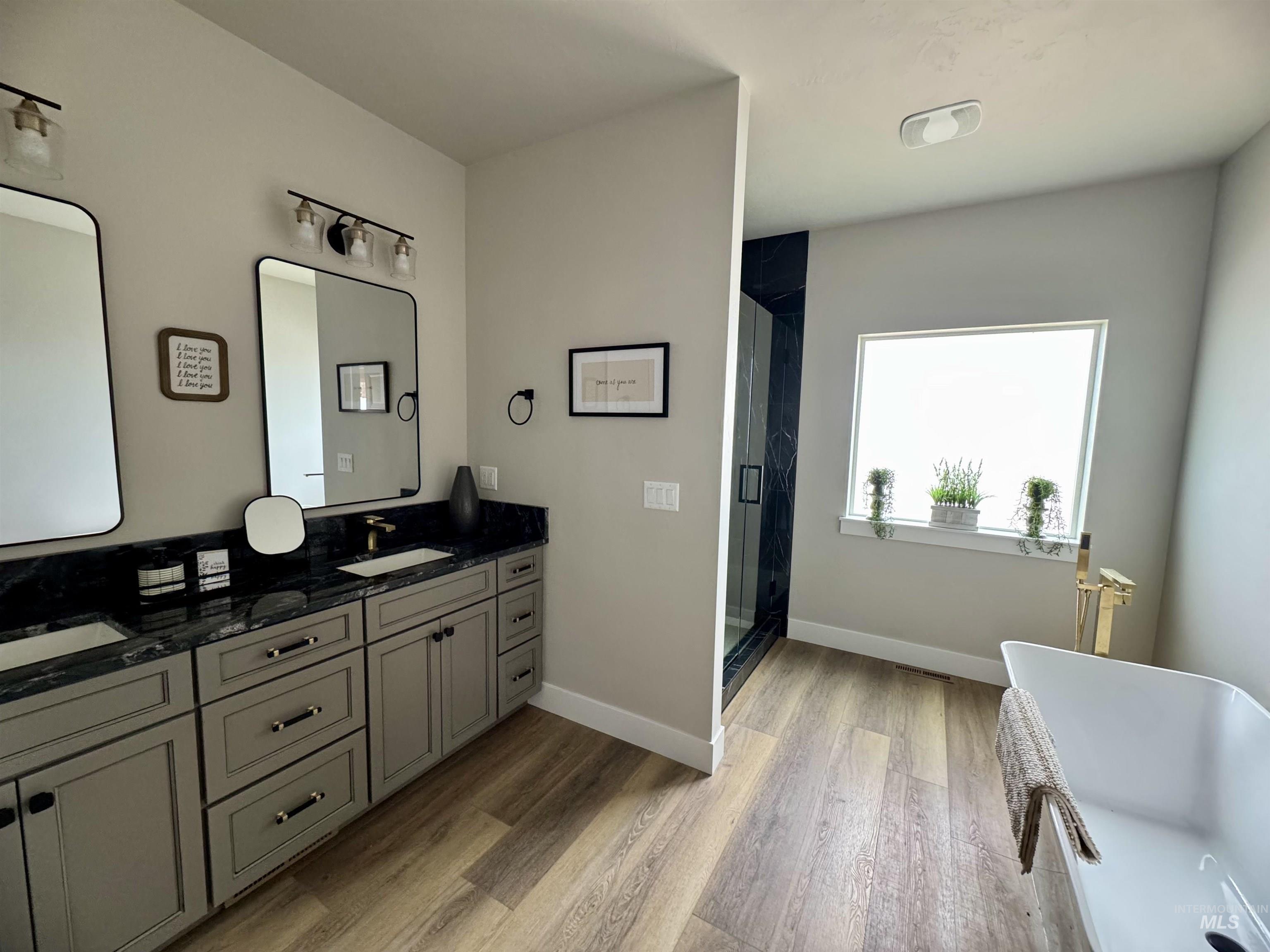 3716 N 3694 E, Kimberly, Idaho 83341, 4 Bedrooms, 2.5 Bathrooms, Residential For Sale, Price $664,900,MLS 98923282