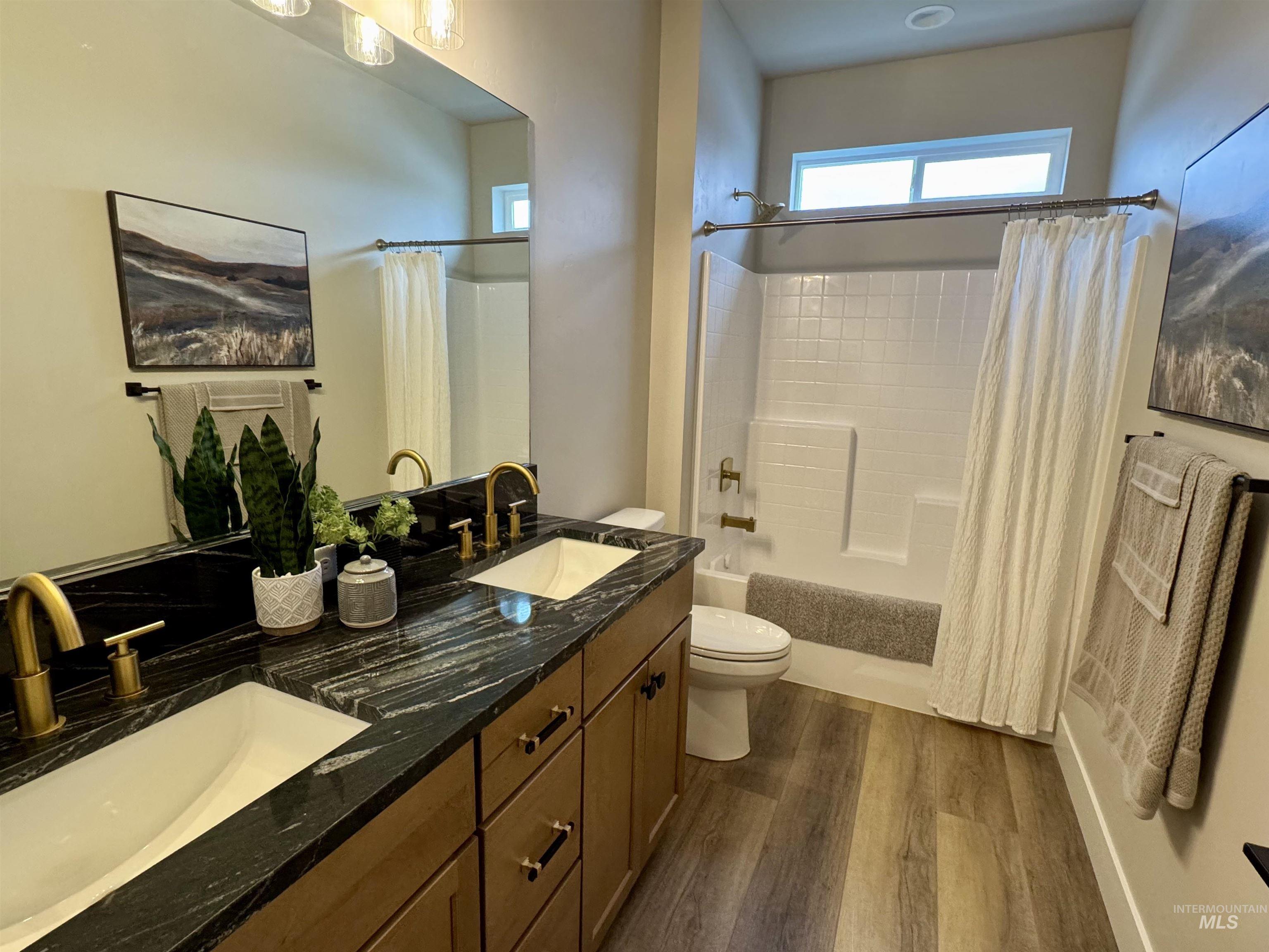 3716 N 3694 E, Kimberly, Idaho 83341, 4 Bedrooms, 2.5 Bathrooms, Residential For Sale, Price $664,900,MLS 98923282