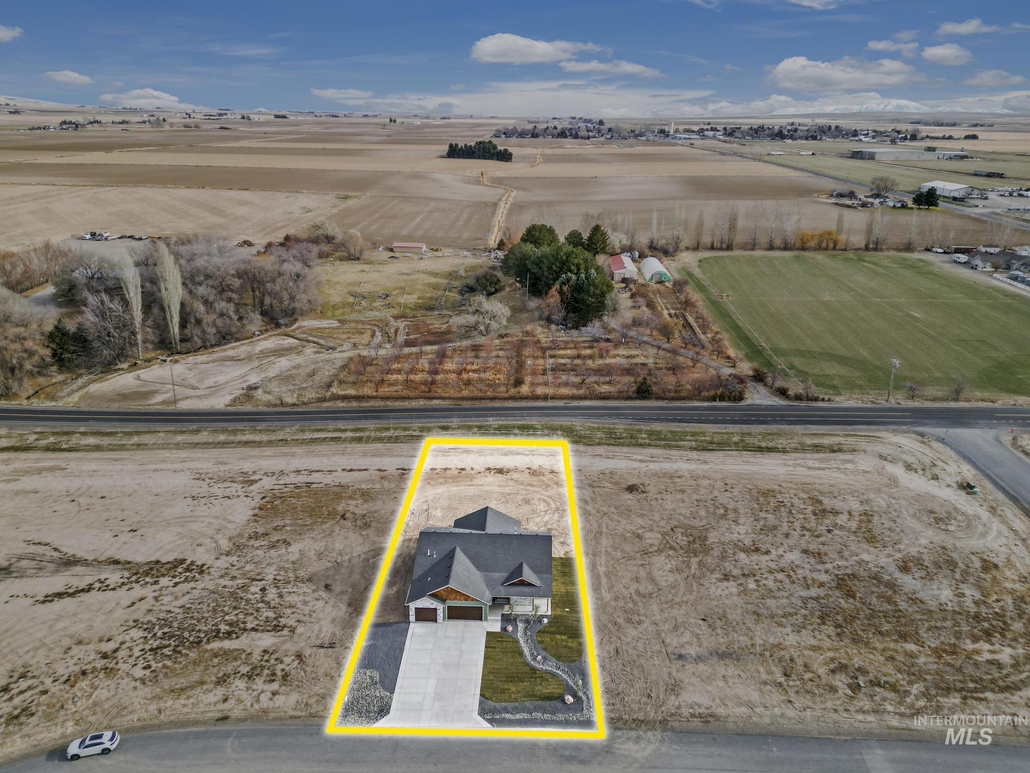 3716 N 3694 E, Kimberly, Idaho 83341, 4 Bedrooms, 2.5 Bathrooms, Residential For Sale, Price $664,900,MLS 98923282