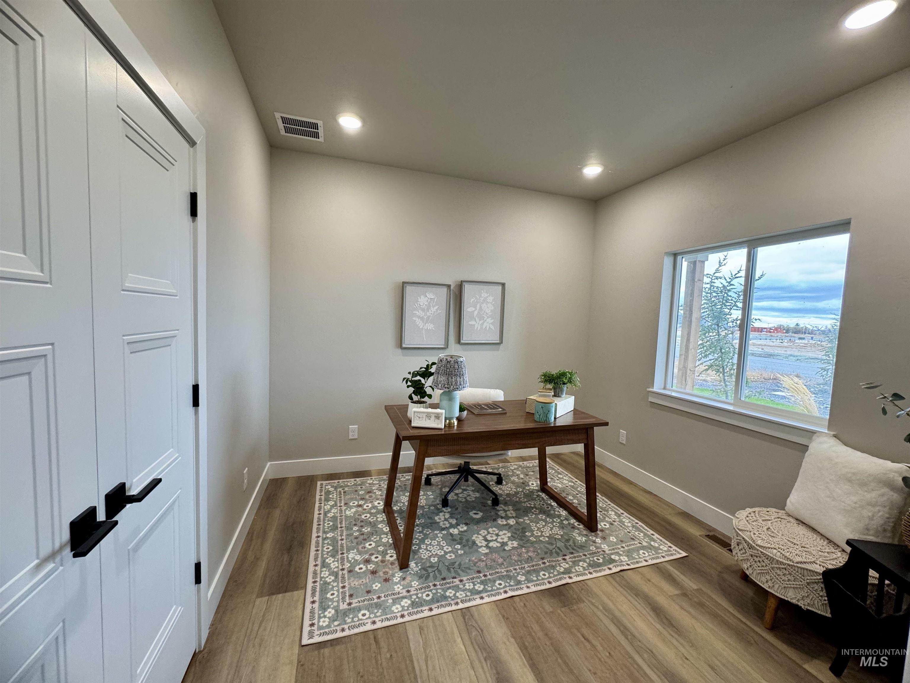 3716 N 3694 E, Kimberly, Idaho 83341, 4 Bedrooms, 2.5 Bathrooms, Residential For Sale, Price $664,900,MLS 98923282