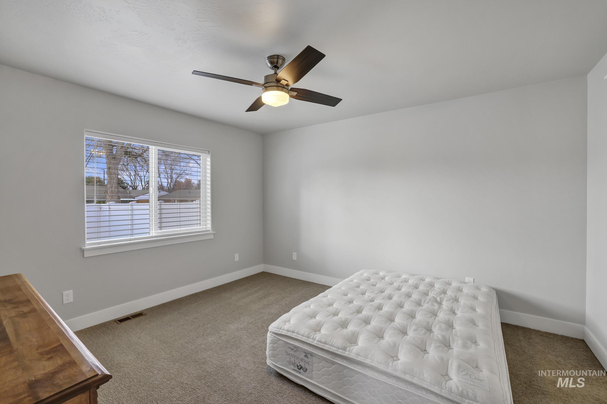 171 & 175 Woody Way, Jerome, Idaho 83338, 4 Bedrooms, 2.5 Bathrooms, Residential Income For Sale, Price $719,800,MLS 98923771