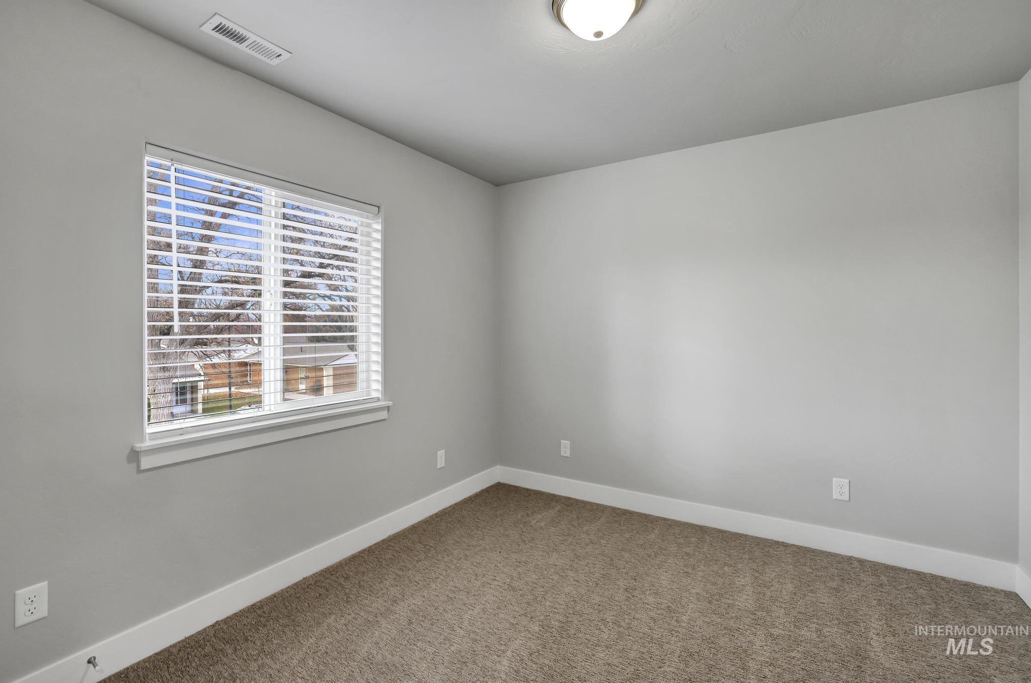 171 & 175 Woody Way, Jerome, Idaho 83338, 4 Bedrooms, 2.5 Bathrooms, Residential Income For Sale, Price $719,800,MLS 98923771