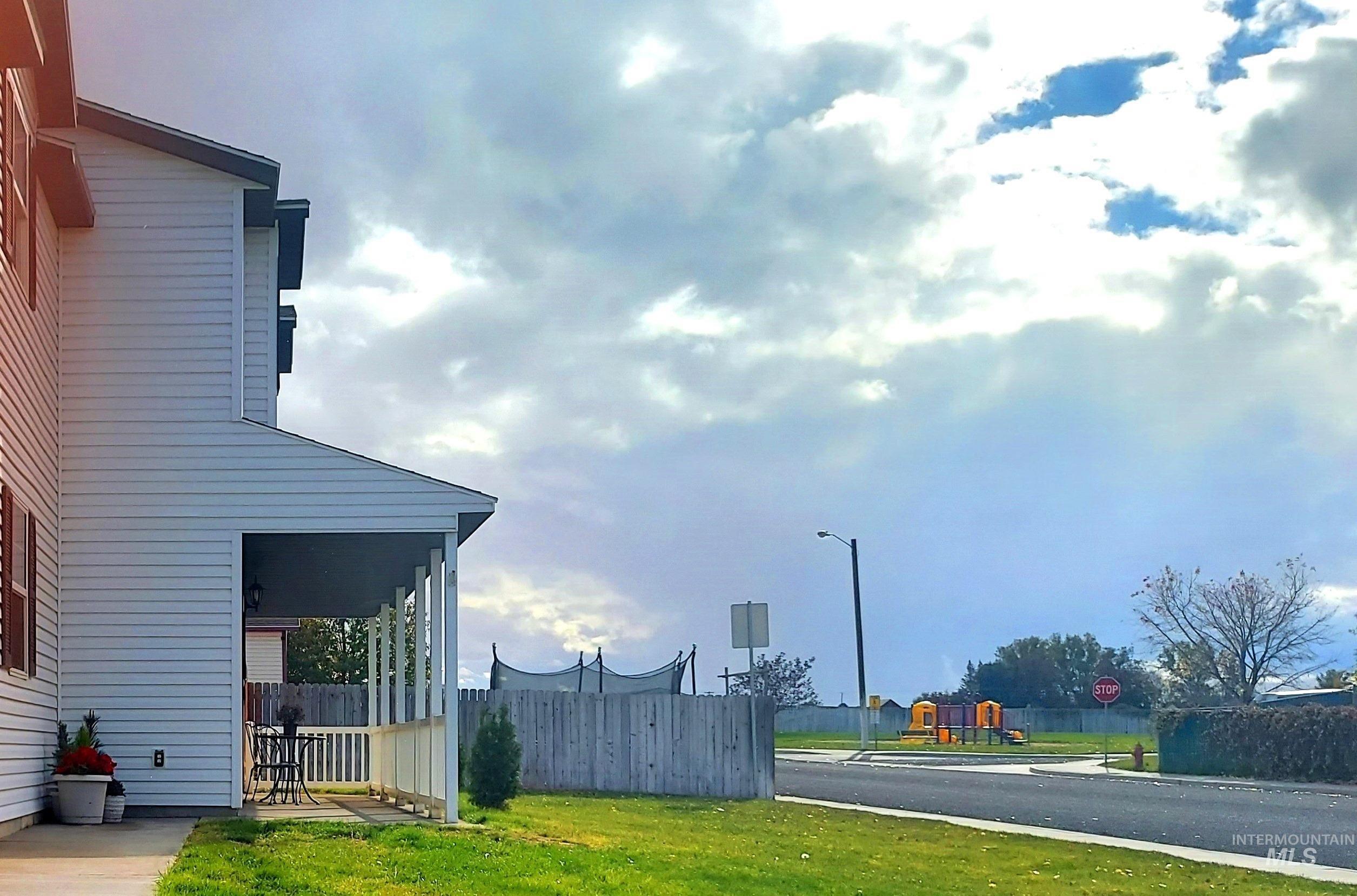 651 S Harrison Street, Twin Falls, Idaho 83301, 4 Bedrooms, 2.5 Bathrooms, Residential For Sale, Price $369,900,MLS 98924133