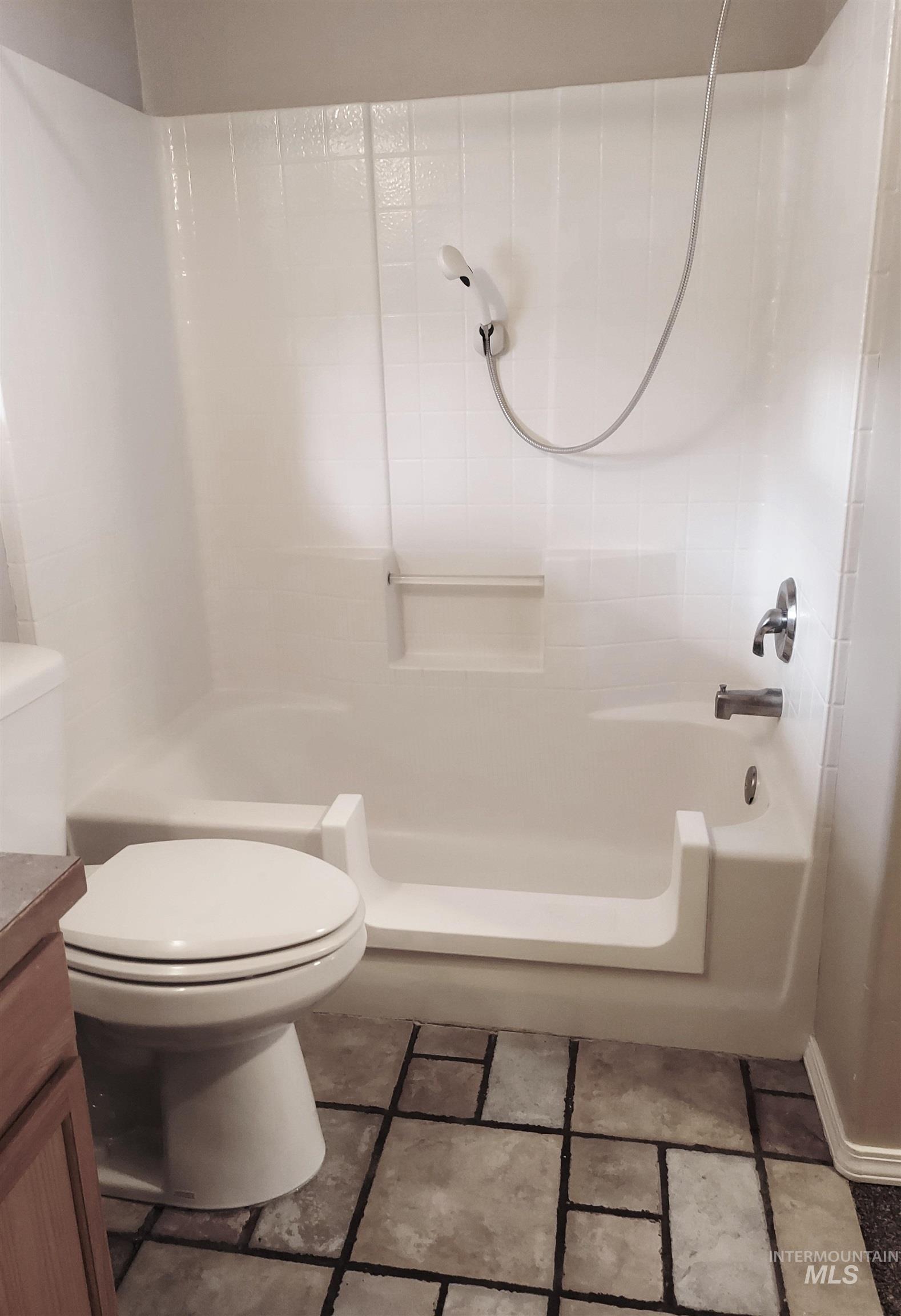 651 S Harrison Street, Twin Falls, Idaho 83301, 4 Bedrooms, 2.5 Bathrooms, Residential For Sale, Price $369,900,MLS 98924133