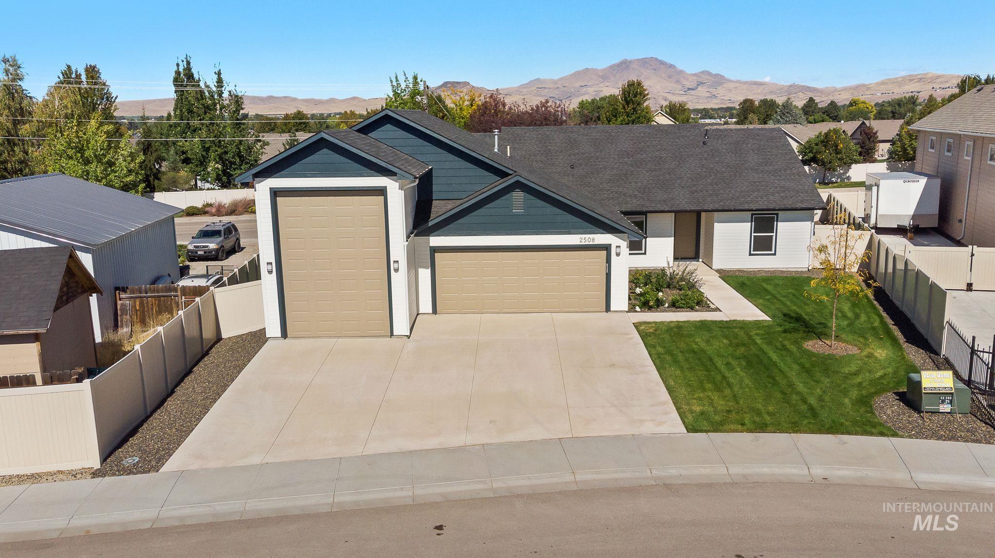 2508 E Crooked Creek Street, Emmett, Idaho 83617-0000, 3 Bedrooms, 2 Bathrooms, Residential For Sale, Price $493,200,MLS 98924424