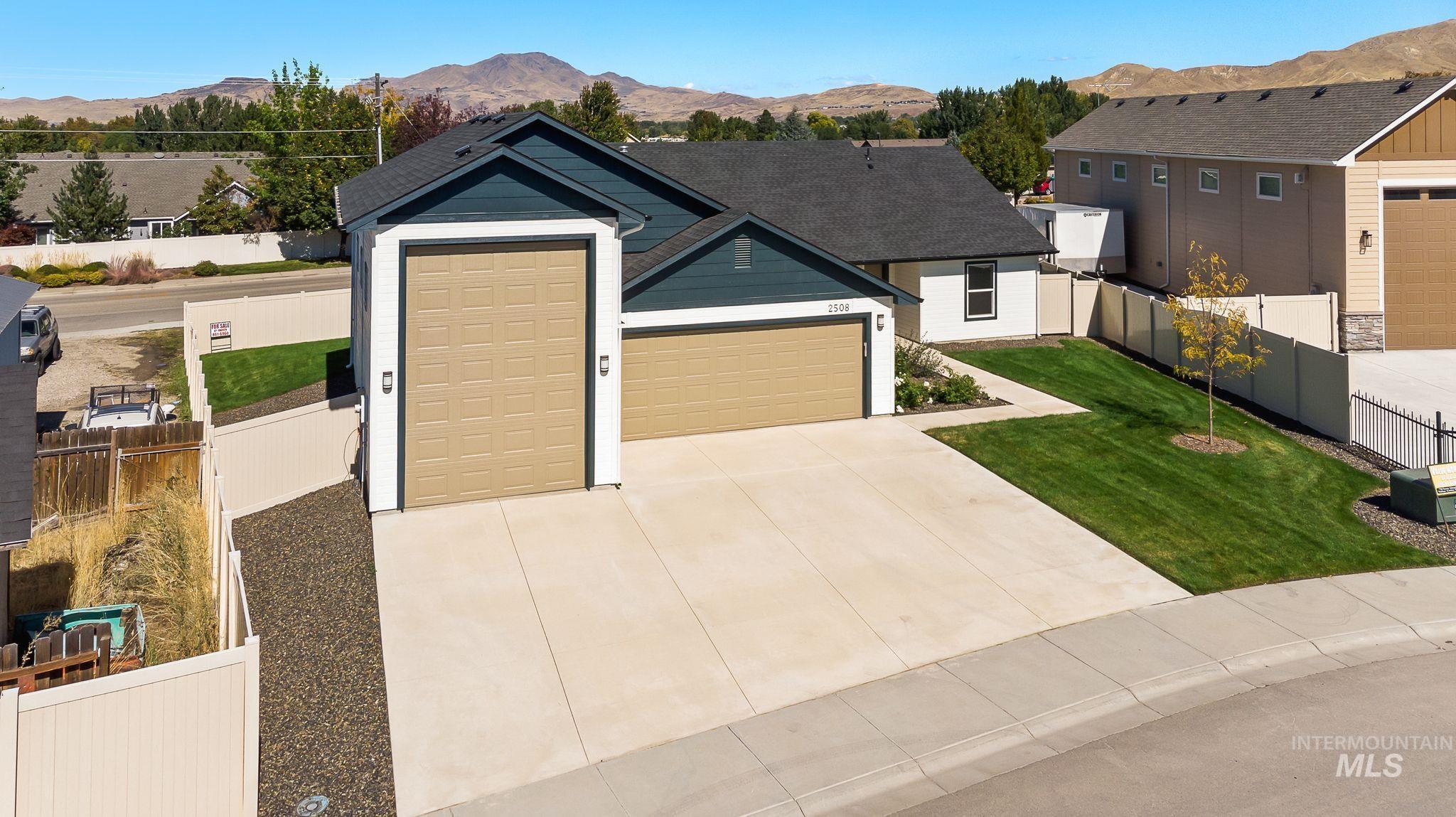2508 E Crooked Creek Street, Emmett, Idaho 83617-0000, 3 Bedrooms, 2 Bathrooms, Residential For Sale, Price $493,200,MLS 98924424