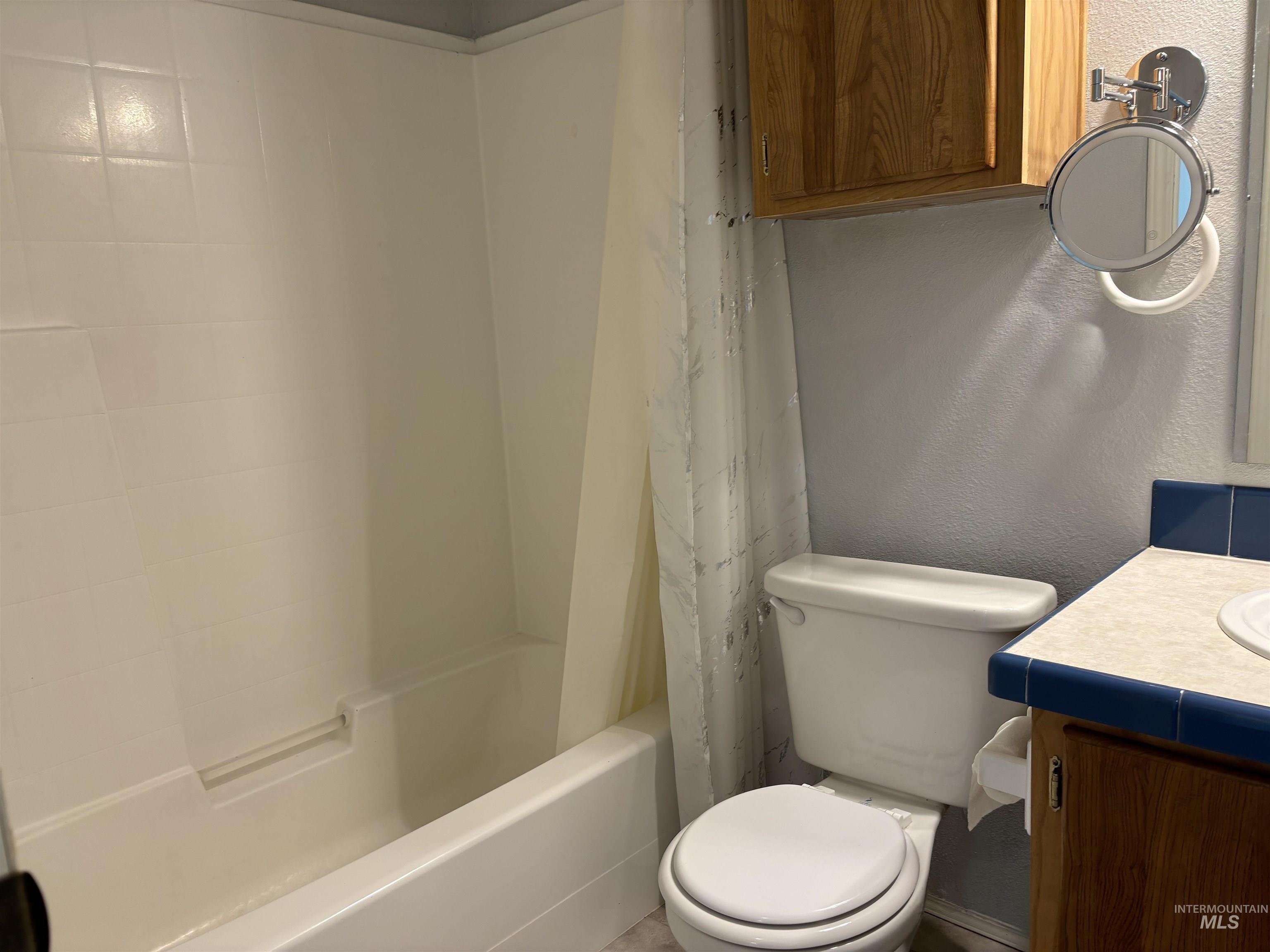 1824 Spring Canyon Lane, Lewiston, Idaho 83501, 3 Bedrooms, 2 Bathrooms, Residential For Sale, Price $178,000,MLS 98924763