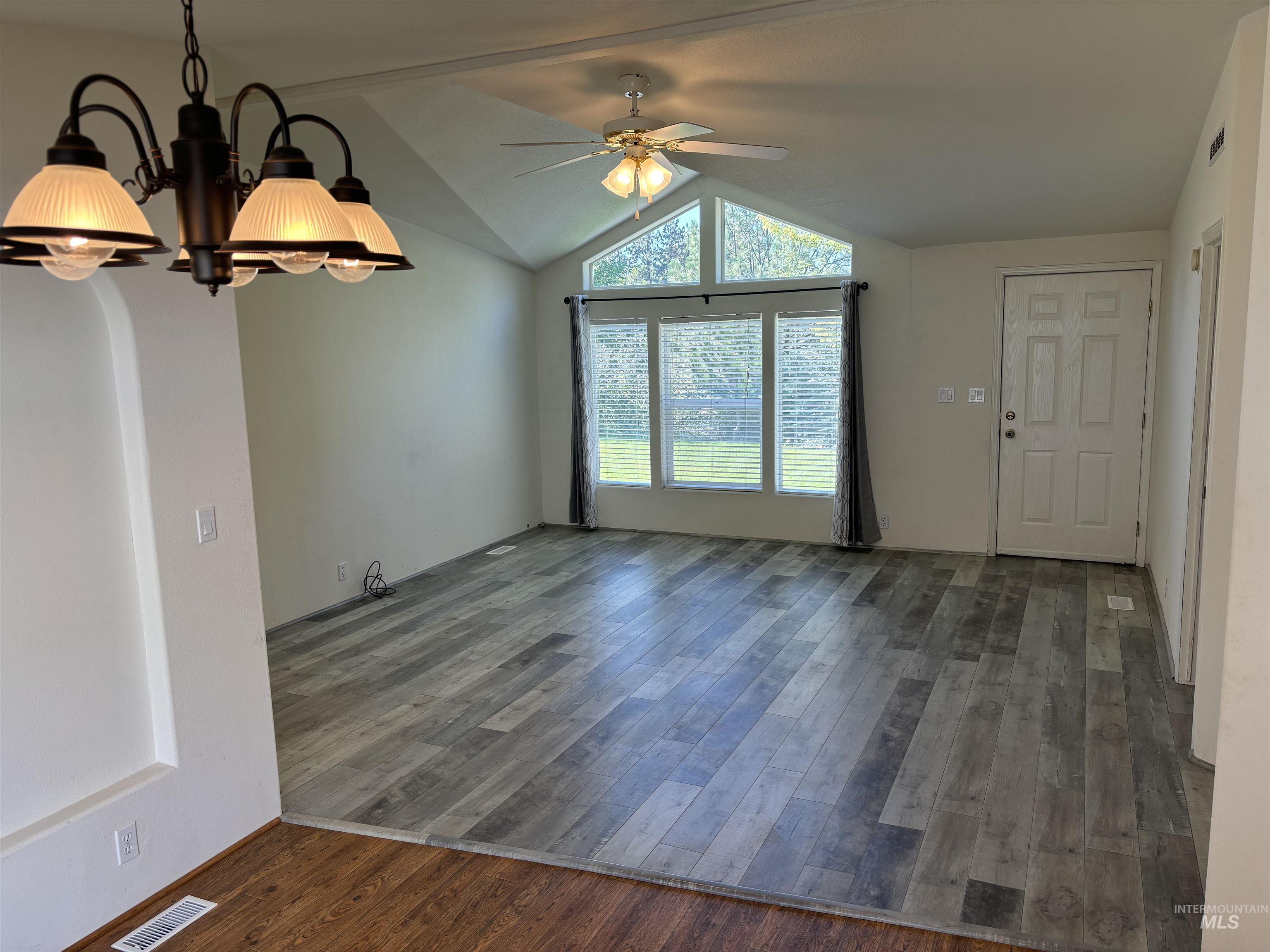 1824 Spring Canyon Lane, Lewiston, Idaho 83501, 3 Bedrooms, 2 Bathrooms, Residential For Sale, Price $178,000,MLS 98924763