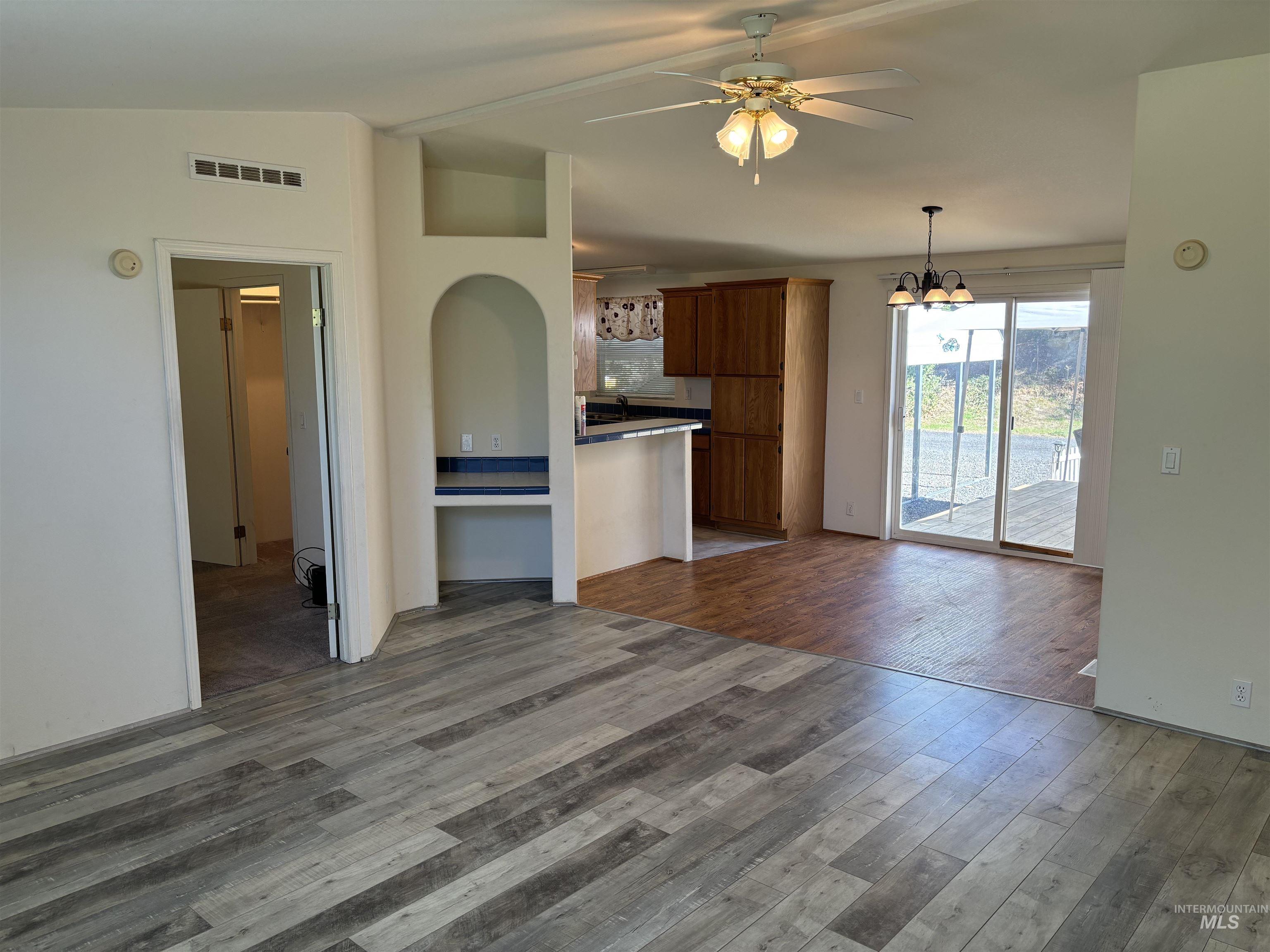 1824 Spring Canyon Lane, Lewiston, Idaho 83501, 3 Bedrooms, 2 Bathrooms, Residential For Sale, Price $178,000,MLS 98924763