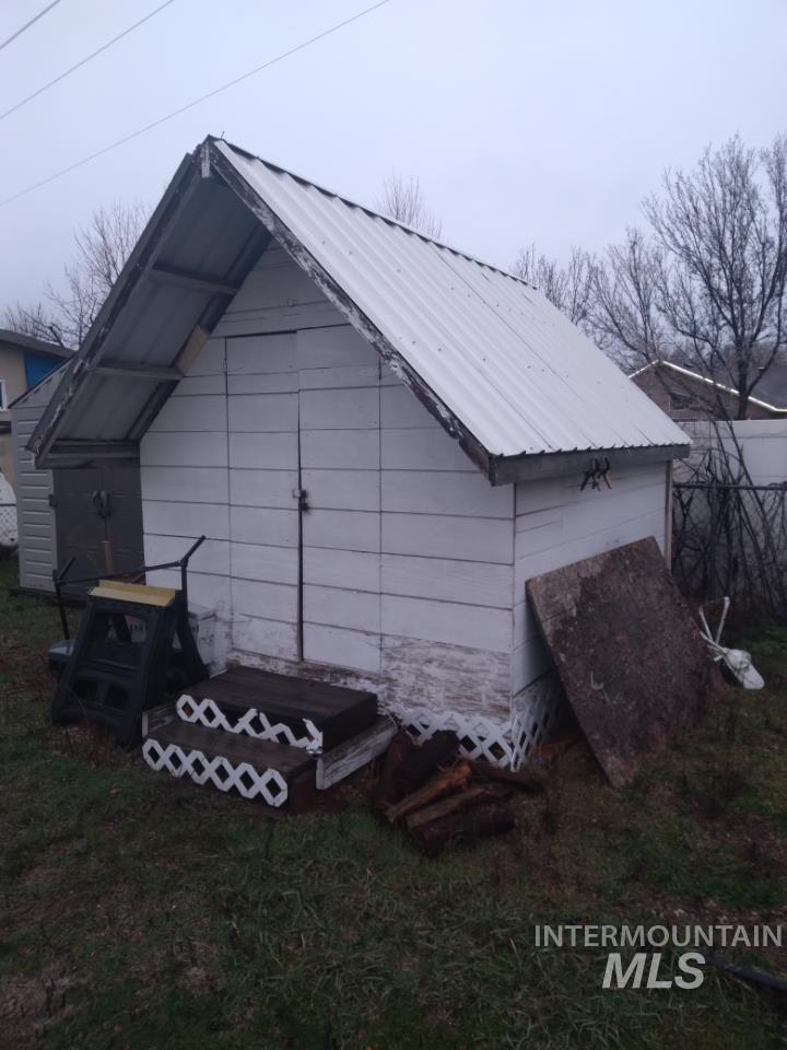 1420 N Oakwood, Boise, Idaho 83704, 2 Bedrooms, 1 Bathroom, Residential For Sale, Price $22,500,MLS 98925502