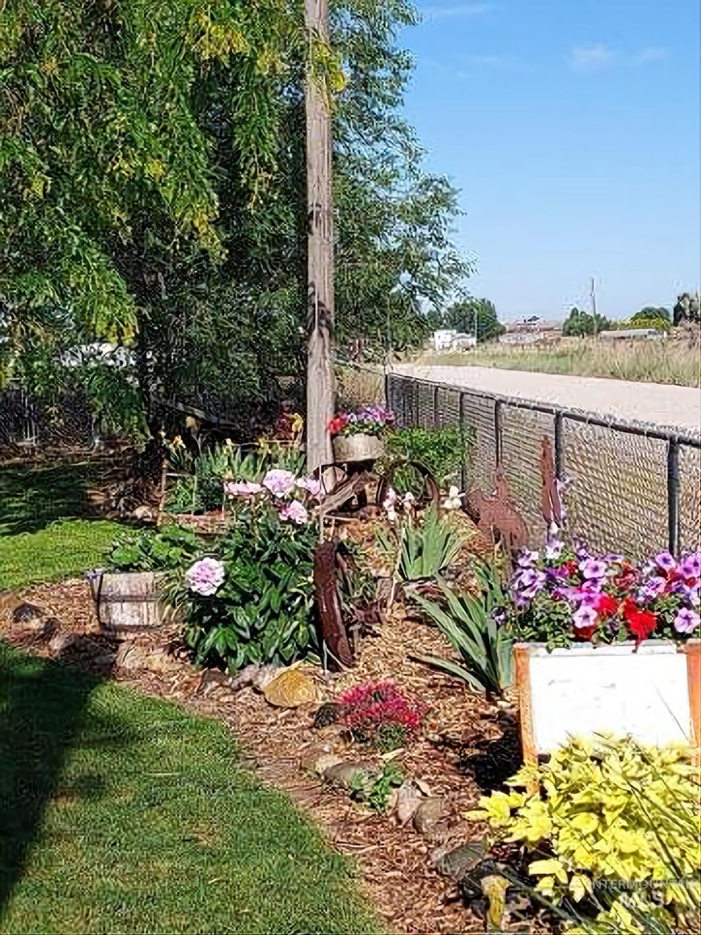 9221 Brill Road, Emmett, Idaho 83617, 3 Bedrooms, 2 Bathrooms, Residential For Sale, Price $745,000, 98925685