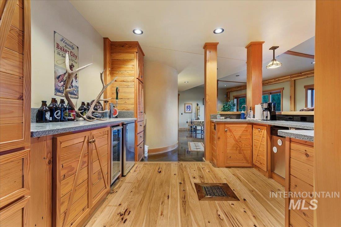 62924 Wolf Creek Ln, North Powder, Oregon 97867, 5 Bedrooms, 4 Bathrooms, Farm & Ranch For Sale, Price $4,700,000,MLS 98925704