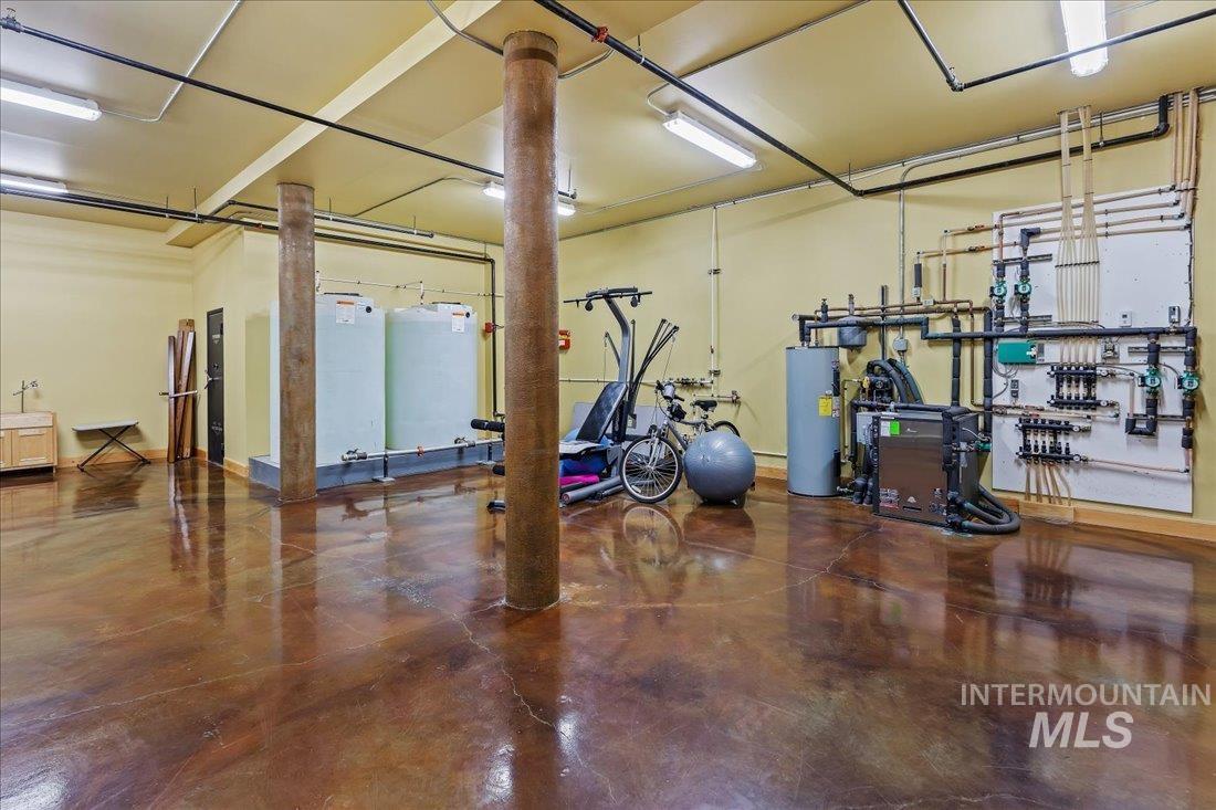 62924 Wolf Creek Ln, North Powder, Oregon 97867, 5 Bedrooms, 4 Bathrooms, Farm & Ranch For Sale, Price $4,700,000,MLS 98925704