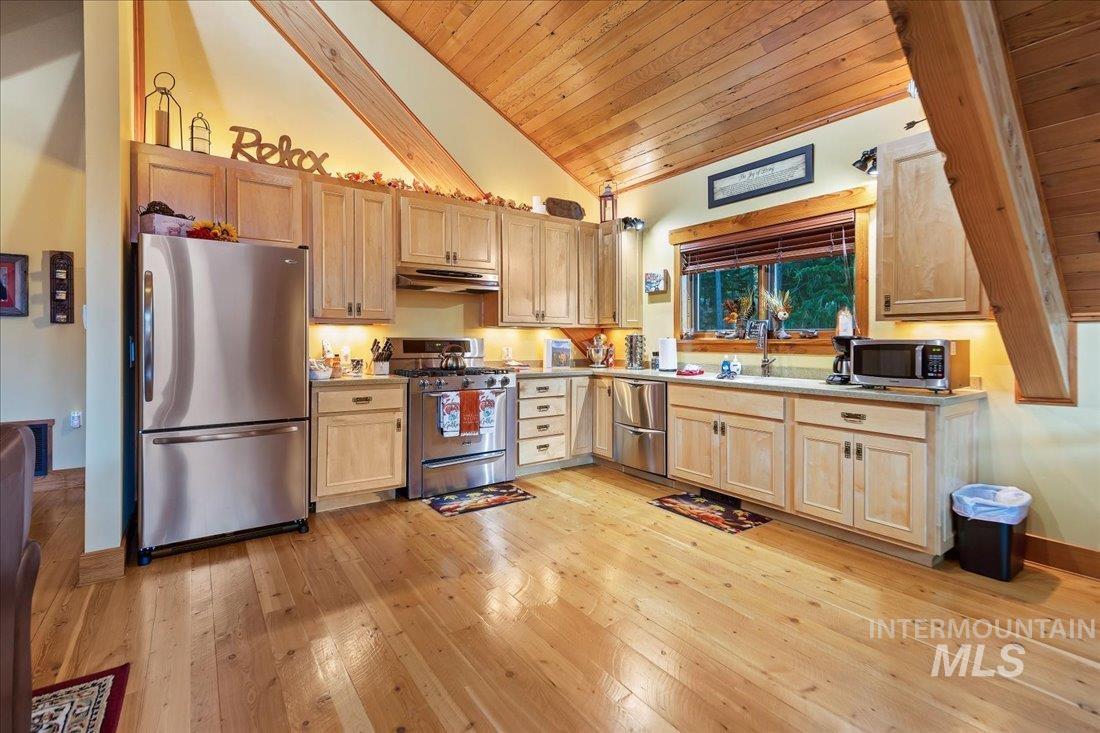 62924 Wolf Creek Ln, North Powder, Oregon 97867, 5 Bedrooms, 4 Bathrooms, Farm & Ranch For Sale, Price $4,700,000,MLS 98925704