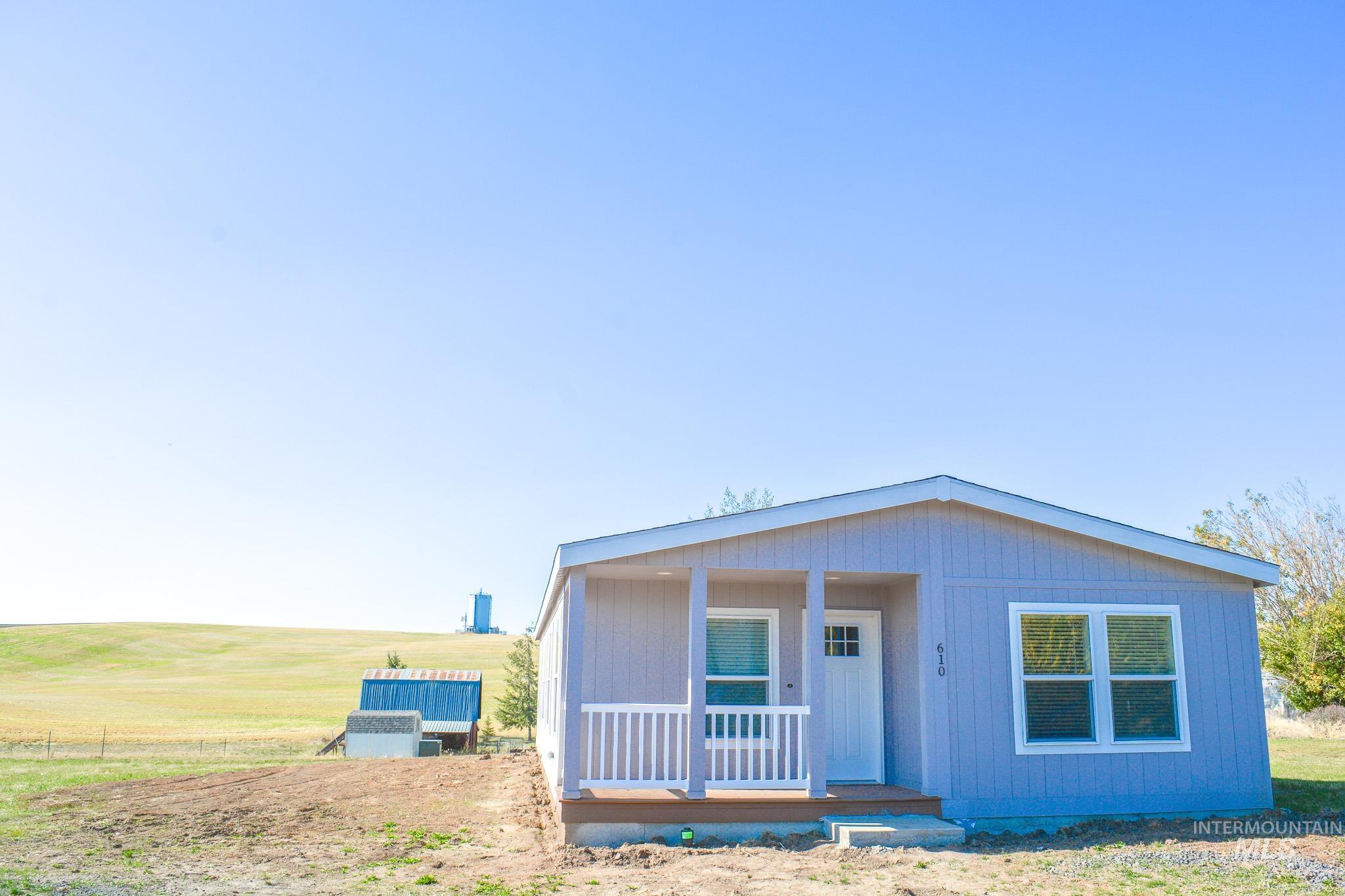 610 Willow Street, Nezperce, Idaho 83543, 3 Bedrooms, 2 Bathrooms, Residential For Sale, Price $269,900,MLS 98926317