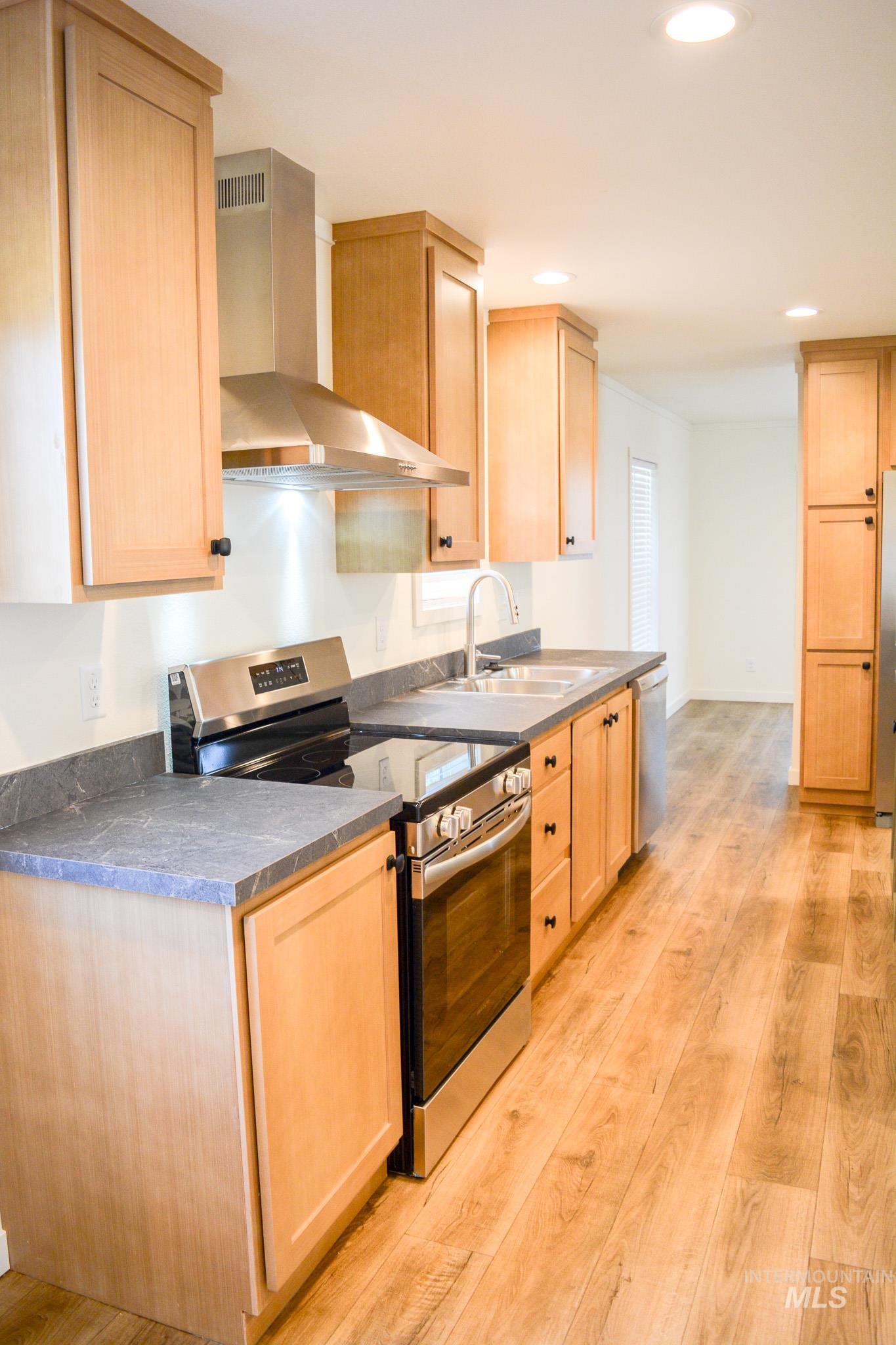 610 Willow Street, Nezperce, Idaho 83543, 3 Bedrooms, 2 Bathrooms, Residential For Sale, Price $269,900,MLS 98926317
