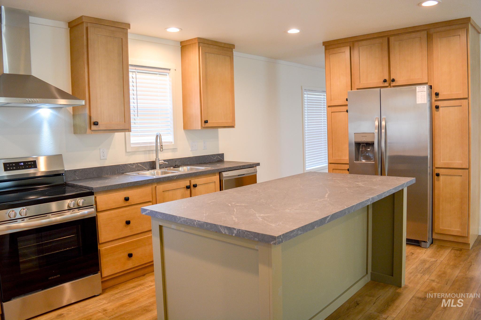 610 Willow Street, Nezperce, Idaho 83543, 3 Bedrooms, 2 Bathrooms, Residential For Sale, Price $269,900,MLS 98926317