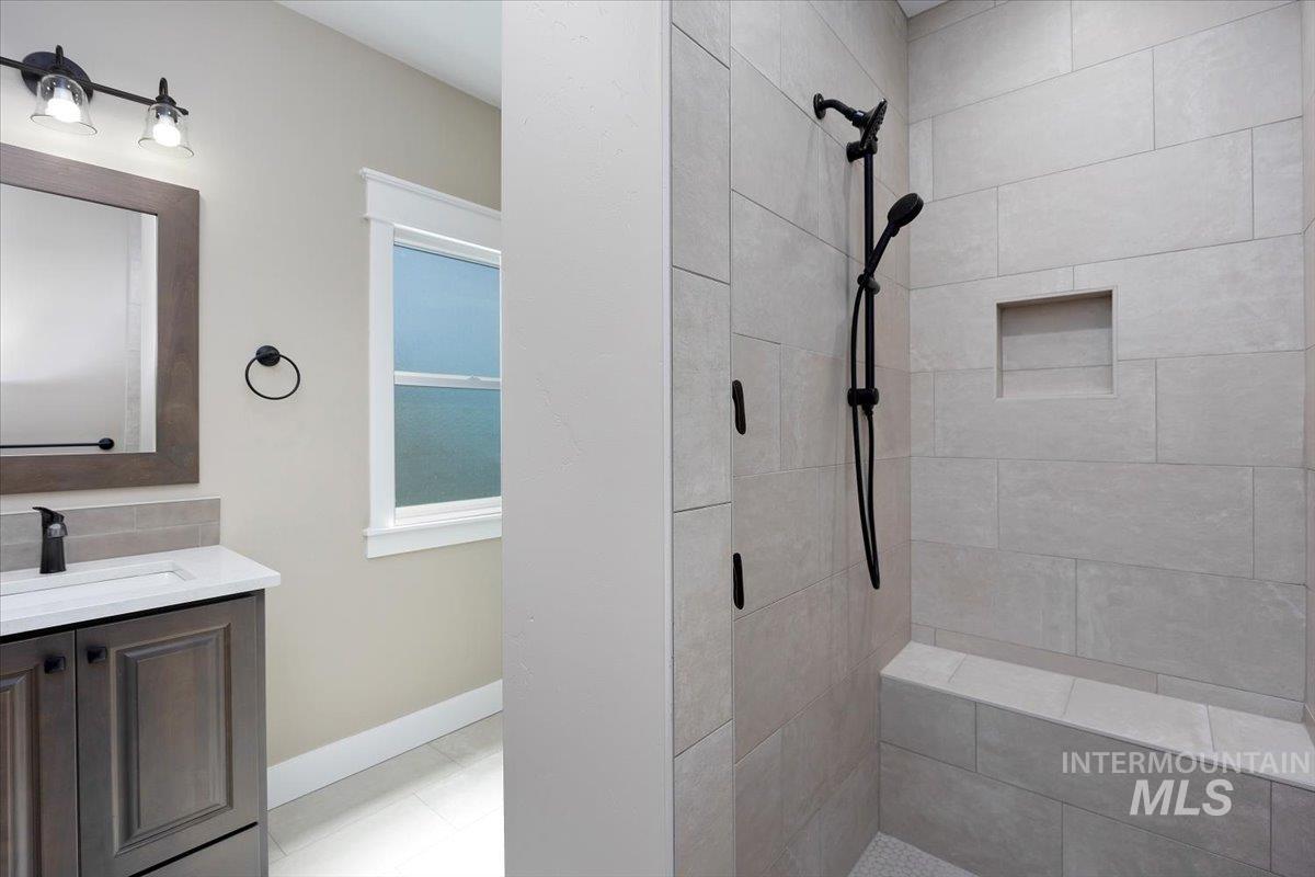 231 Sandi Road, Twin Falls, Idaho 83301, 3 Bedrooms, 2 Bathrooms, Residential For Sale, Price $430,000,MLS 98926378