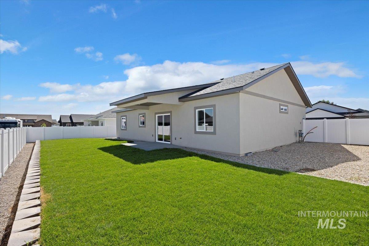 231 Sandi Road, Twin Falls, Idaho 83301, 3 Bedrooms, 2 Bathrooms, Residential For Sale, Price $430,000,MLS 98926378