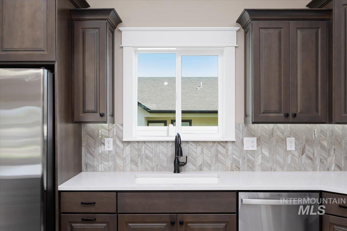 231 Sandi Road, Twin Falls, Idaho 83301, 3 Bedrooms, 2 Bathrooms, Residential For Sale, Price $430,000,MLS 98926378