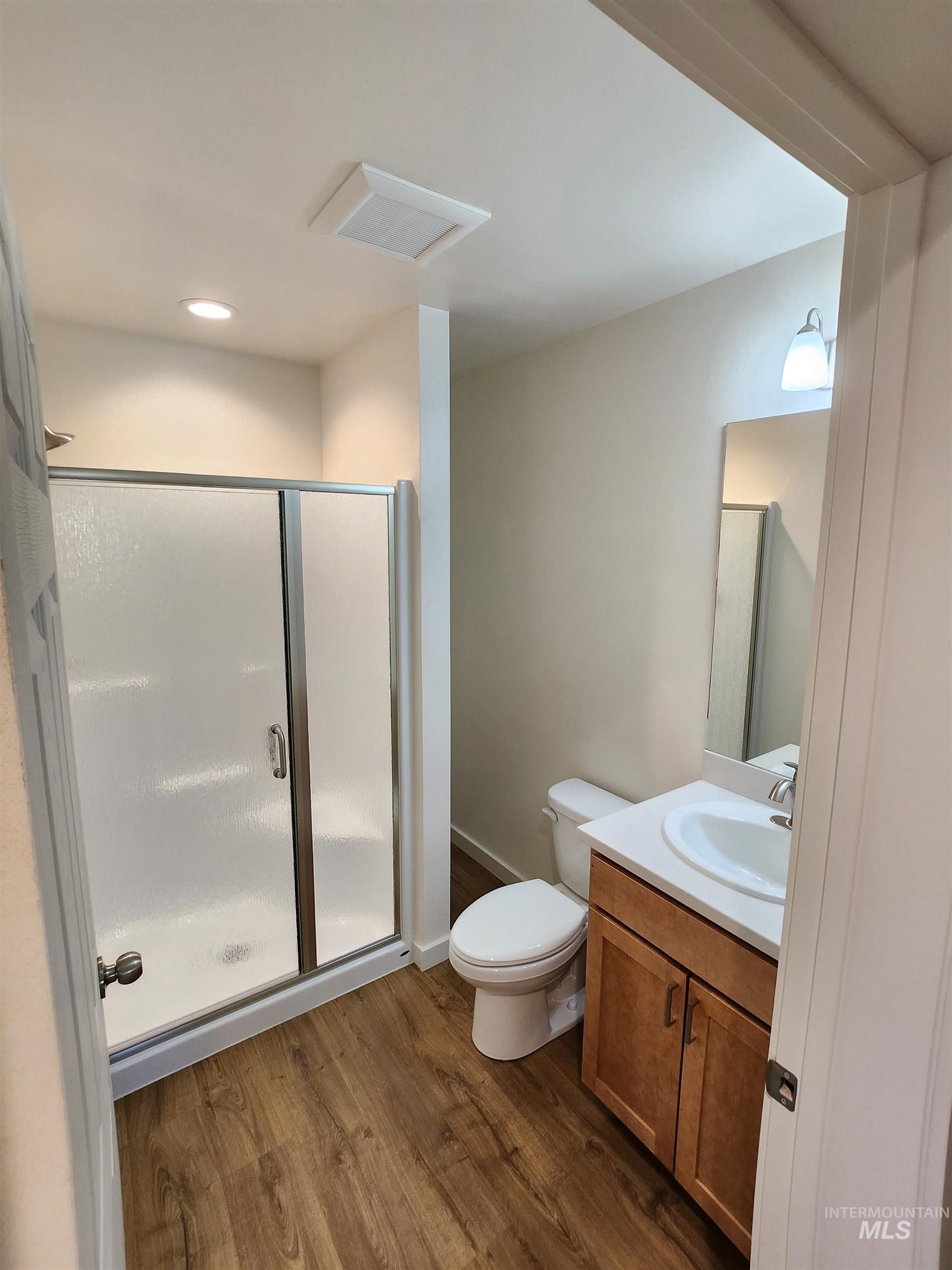 433 Powers Ave, Moscow, Idaho 83843, 2 Bedrooms, 1 Bathroom, Residential For Sale, Price $170,000,MLS 98926608