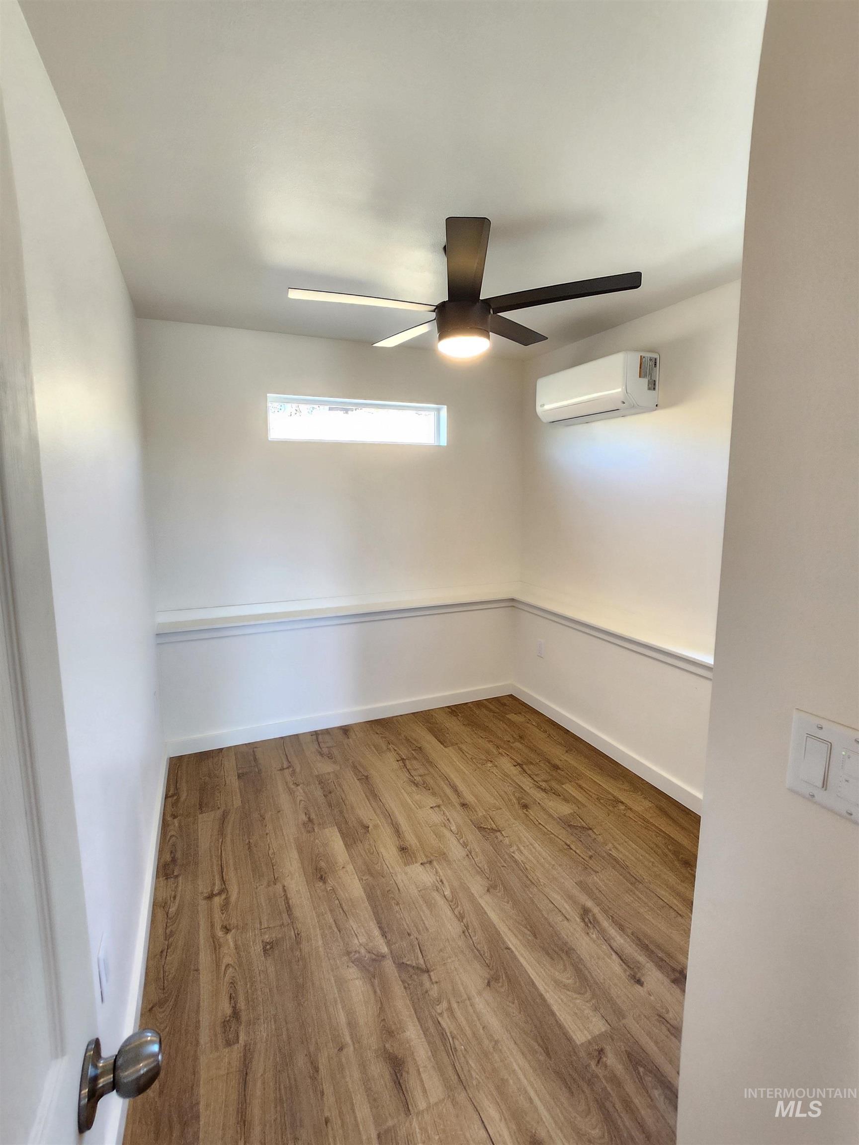 433 Powers Ave, Moscow, Idaho 83843, 2 Bedrooms, 1 Bathroom, Residential For Sale, Price $170,000,MLS 98926608