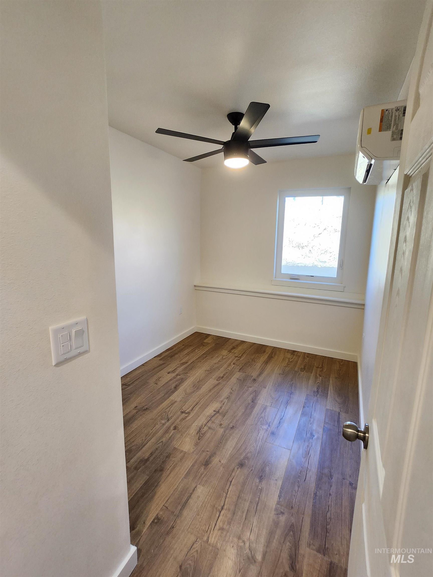 433 Powers Ave, Moscow, Idaho 83843, 2 Bedrooms, 1 Bathroom, Residential For Sale, Price $170,000,MLS 98926608