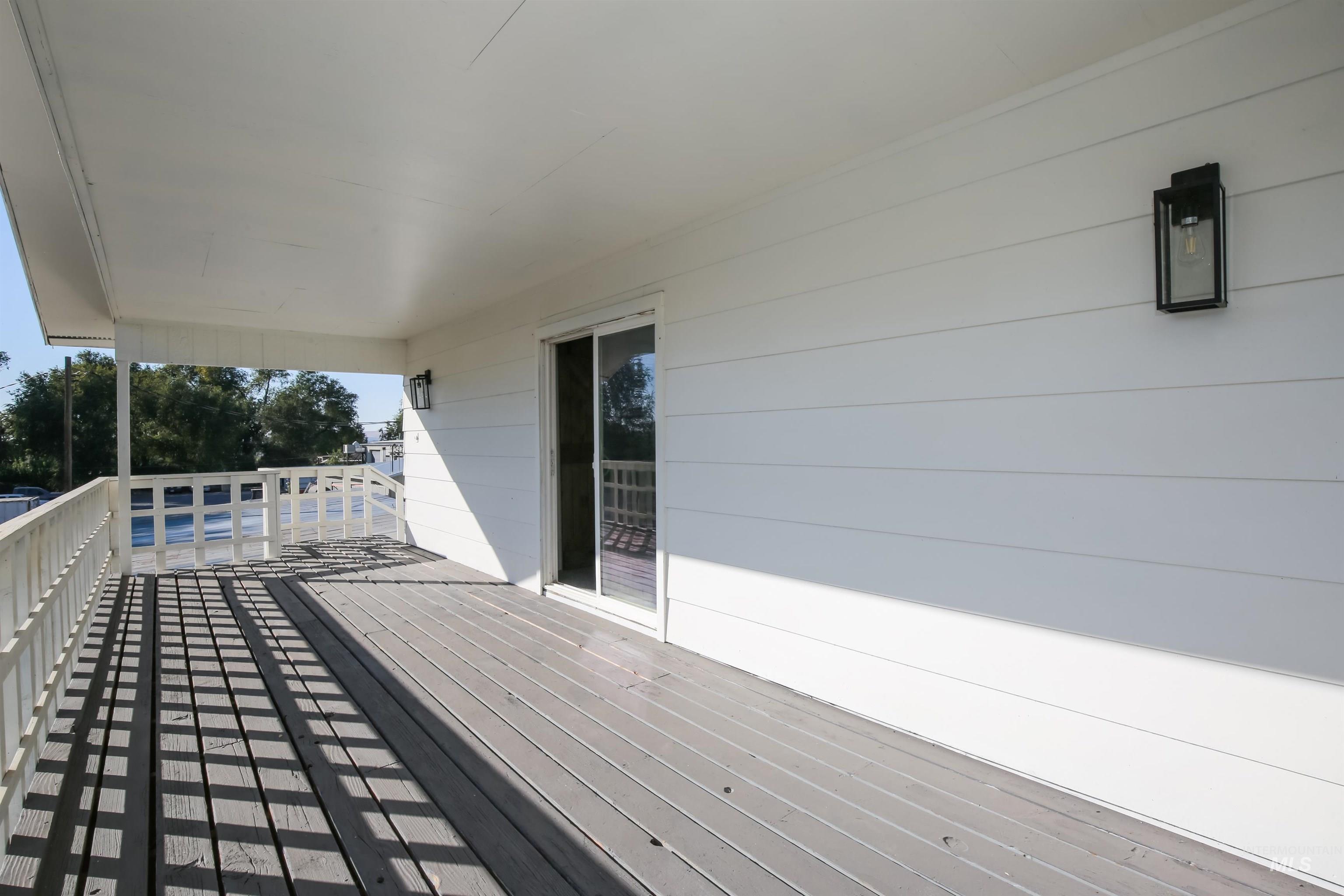 1817 Laurel Drive, Ontario, Oregon 97914, 6 Bedrooms, 5 Bathrooms, Residential For Sale, Price $485,000, 98926673