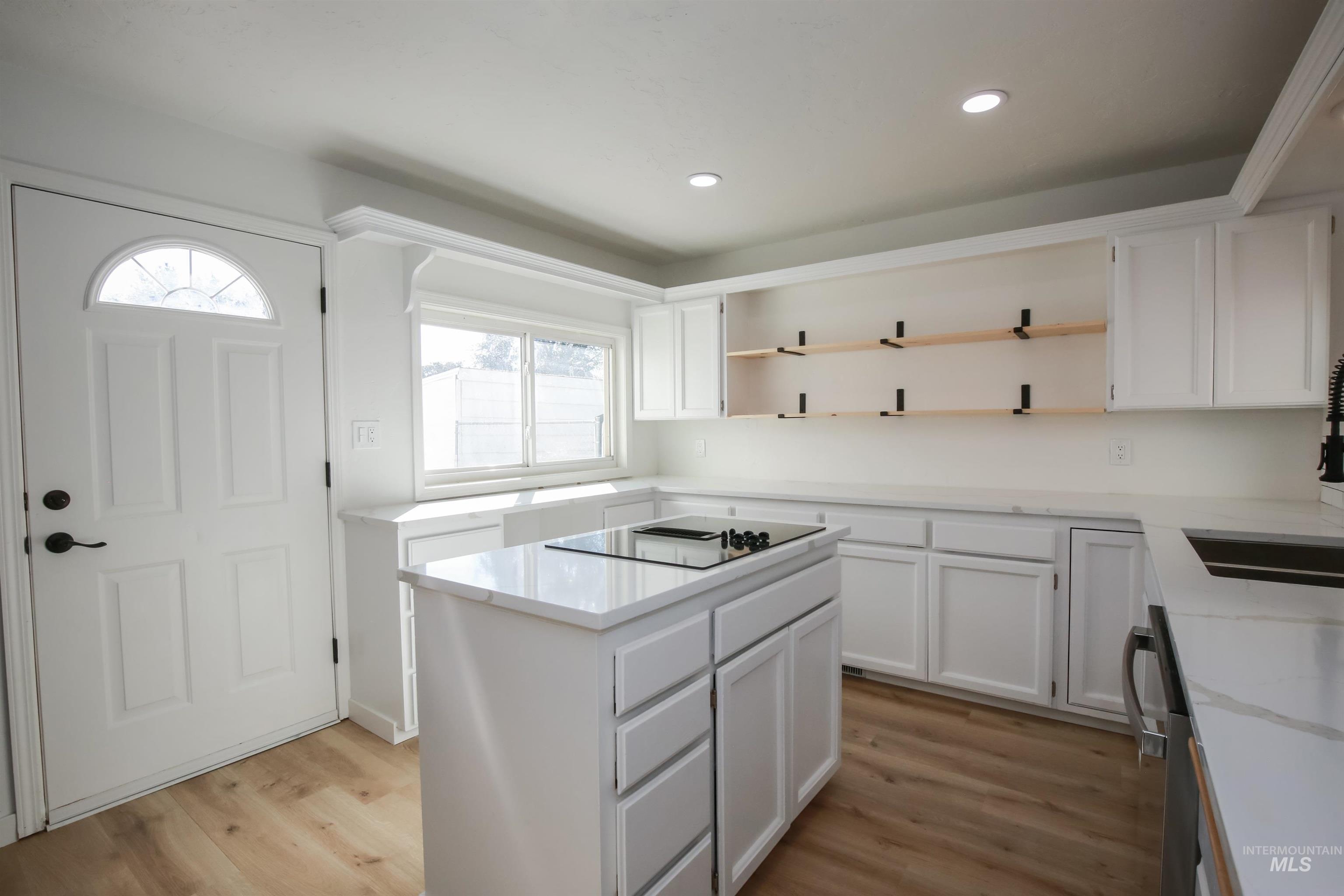 1817 Laurel Drive, Ontario, Oregon 97914, 6 Bedrooms, 5 Bathrooms, Residential For Sale, Price $485,000, 98926673