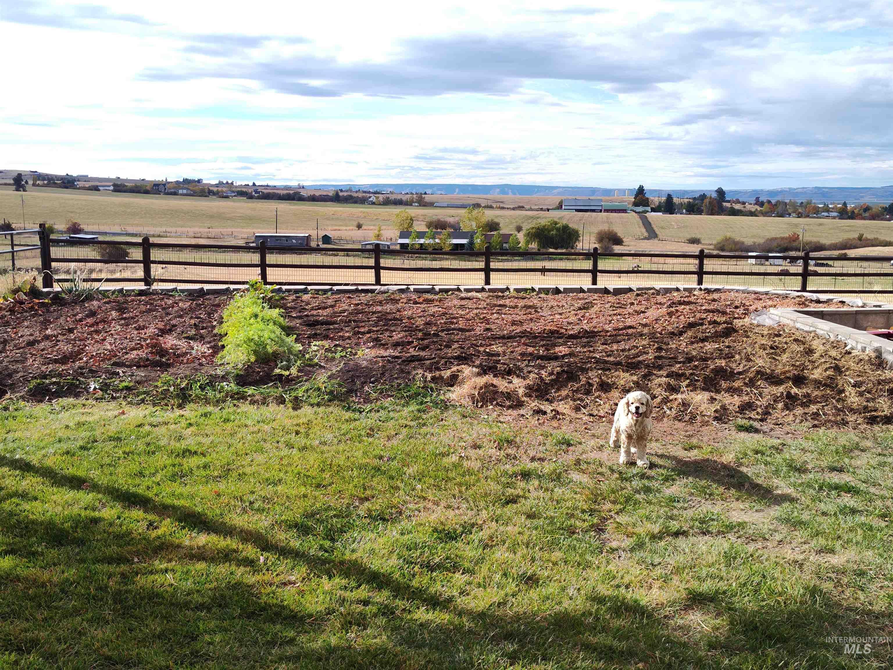 28 Red Barn Lane, Grangeville, Idaho 83530, 3 Bedrooms, 3 Bathrooms, Residential For Sale, Price $649,000,MLS 98927294