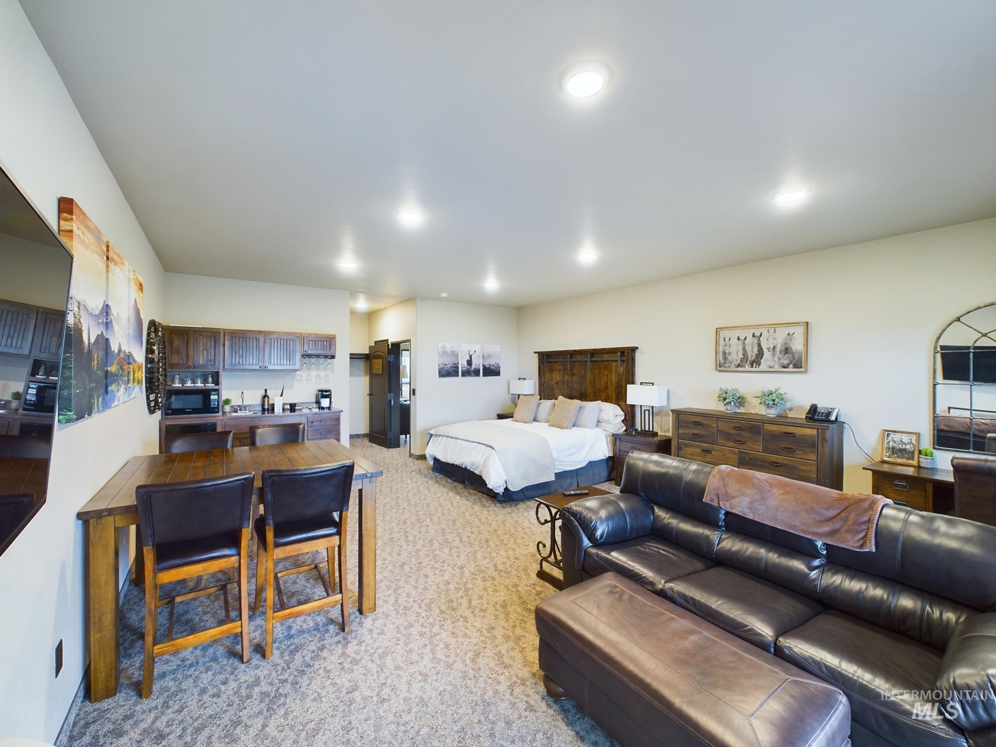 105 Scotlyn Ranch Rd, Kamiah, Idaho 83536, 6 Bedrooms, 8 Bathrooms, Farm & Ranch For Sale, Price $3,995,000,MLS 98927832