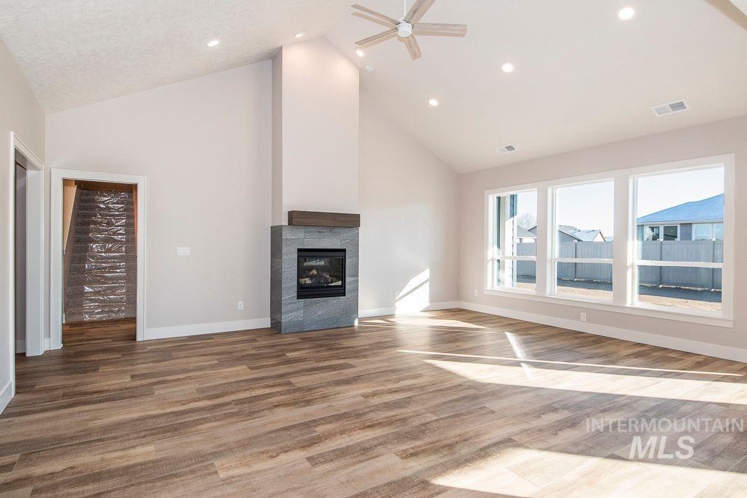 2392 S Thacker Ridge Ave., Nampa, Idaho 83686, 3 Bedrooms, 2.5 Bathrooms, Residential For Sale, Price $589,900,MLS 98930508