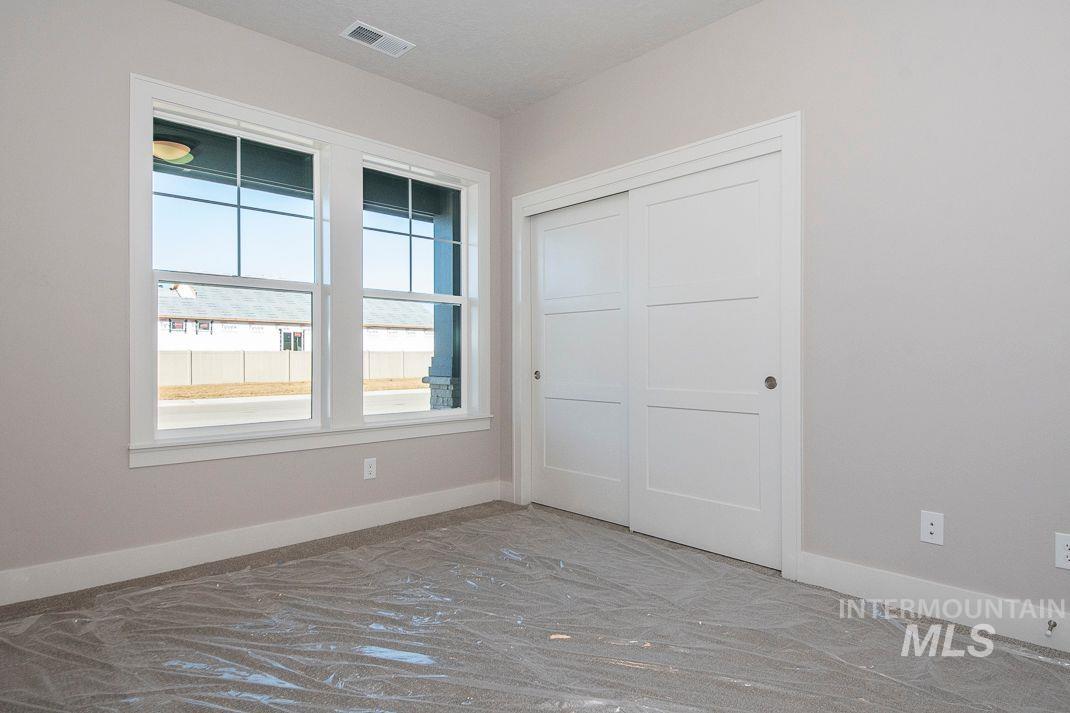 2392 S Thacker Ridge Ave., Nampa, Idaho 83686, 3 Bedrooms, 2.5 Bathrooms, Residential For Sale, Price $589,900,MLS 98930508