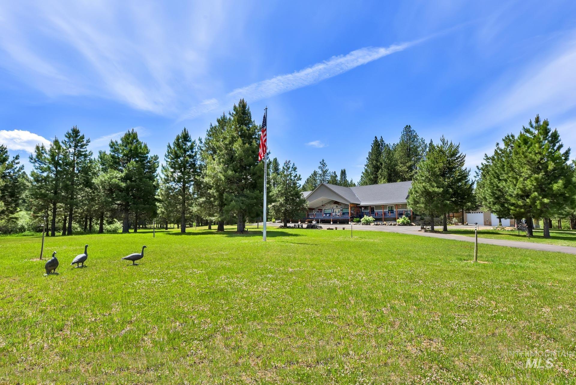 191 Clear Creek Rd, Cascade, Idaho 83611-5320, 4 Bedrooms, 5.5 Bathrooms, Residential For Sale, Price $2,100,000,MLS 98930798