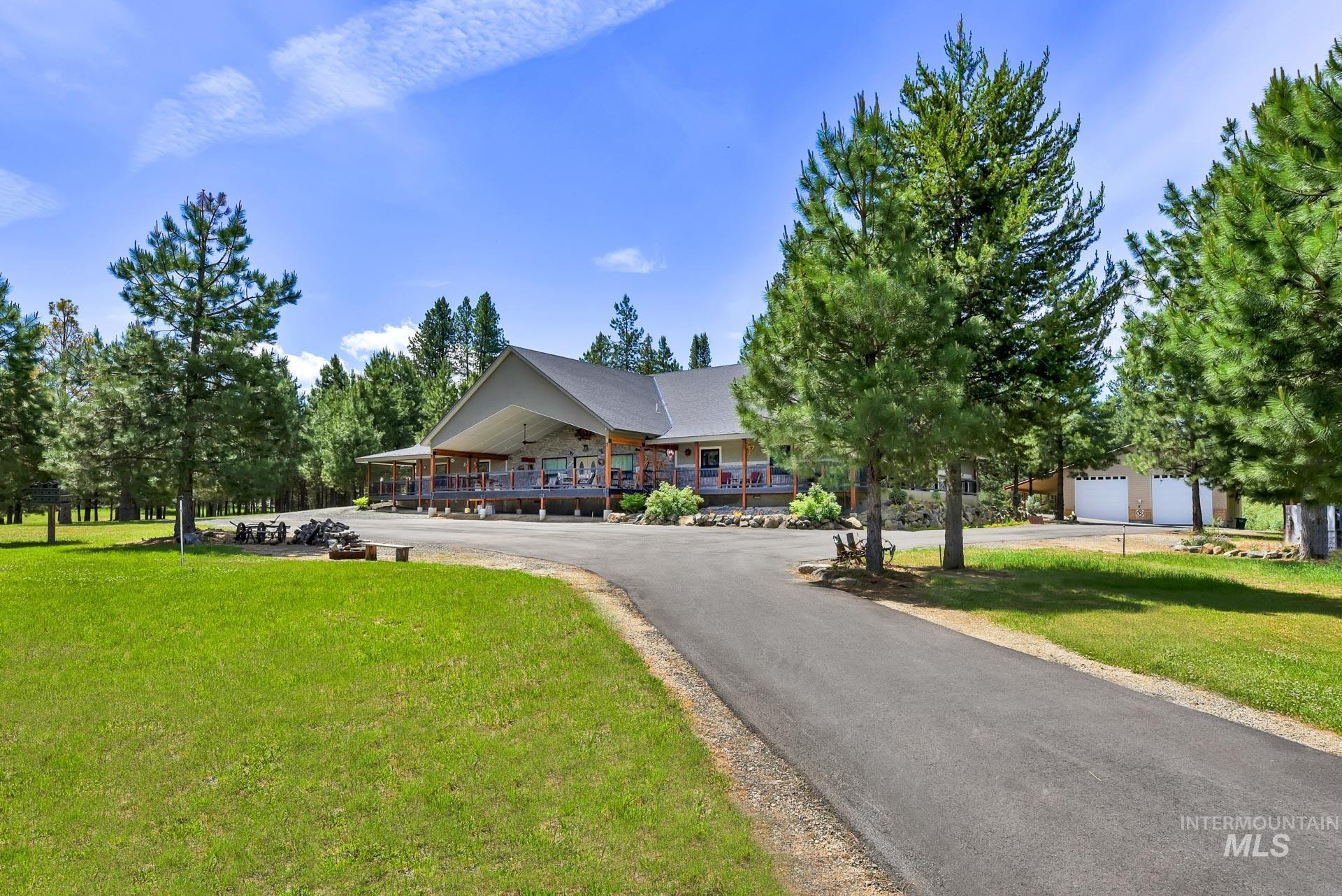 191 Clear Creek Rd, Cascade, Idaho 83611-5320, 4 Bedrooms, 5.5 Bathrooms, Residential For Sale, Price $2,100,000,MLS 98930798