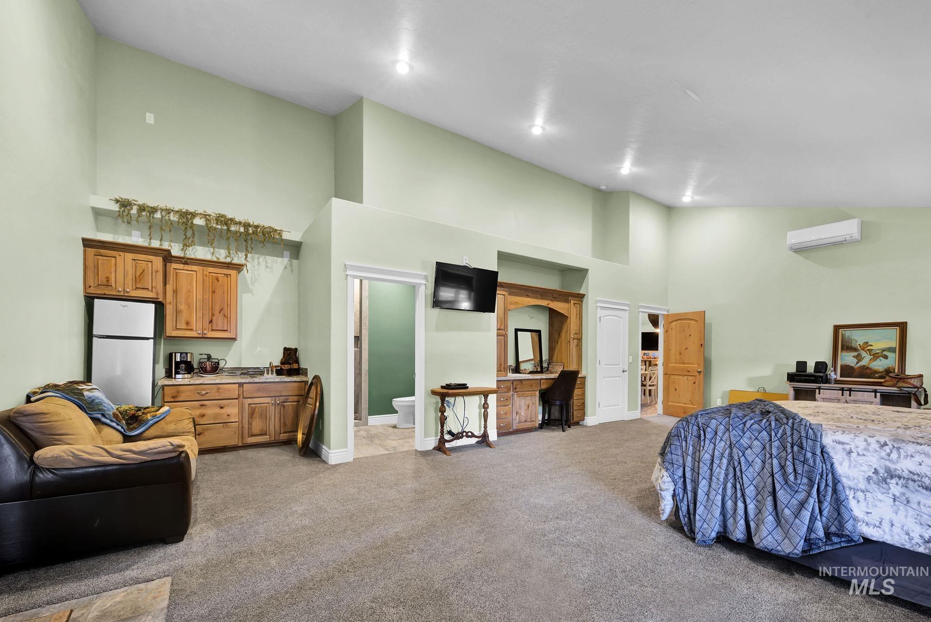 191 Clear Creek Rd, Cascade, Idaho 83611-5320, 4 Bedrooms, 5.5 Bathrooms, Residential For Sale, Price $2,100,000,MLS 98930798