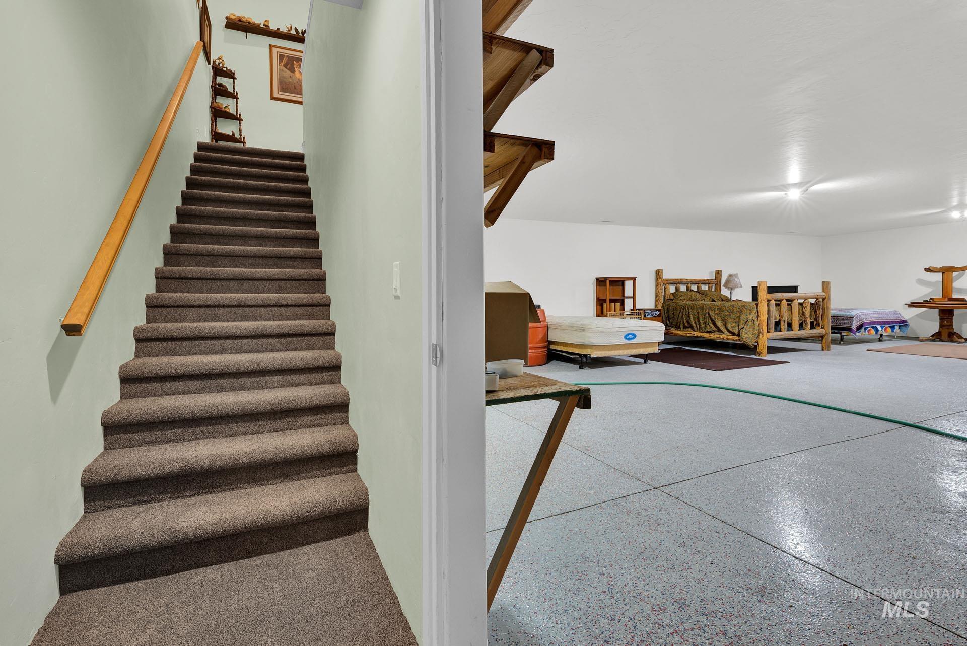 191 Clear Creek Rd, Cascade, Idaho 83611-5320, 4 Bedrooms, 5.5 Bathrooms, Residential For Sale, Price $2,100,000,MLS 98930798