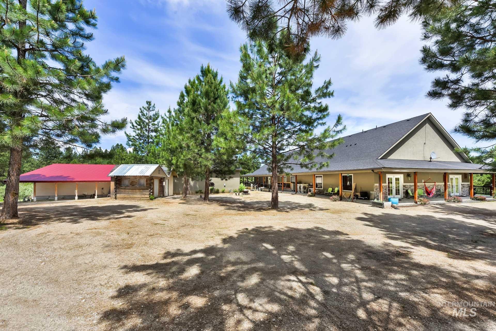191 Clear Creek Rd, Cascade, Idaho 83611-5320, 4 Bedrooms, 5.5 Bathrooms, Residential For Sale, Price $2,100,000,MLS 98930798