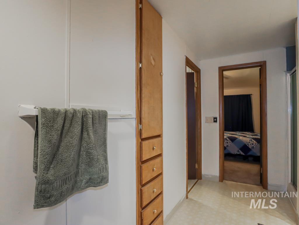 1500 W 7th St, Weiser, Idaho 83672, 3 Bedrooms, 2 Bathrooms, Residential For Sale, Price $75,000, 98931367