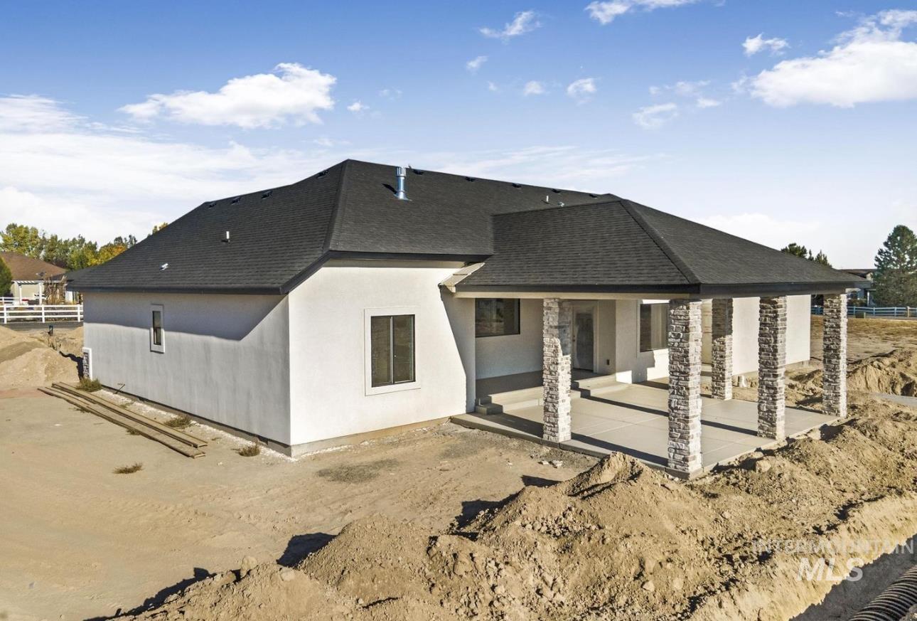 3402 E 4056 N., Kimberly, Idaho 83341, 4 Bedrooms, 2.5 Bathrooms, Residential For Sale, Price $824,000,MLS 98931656