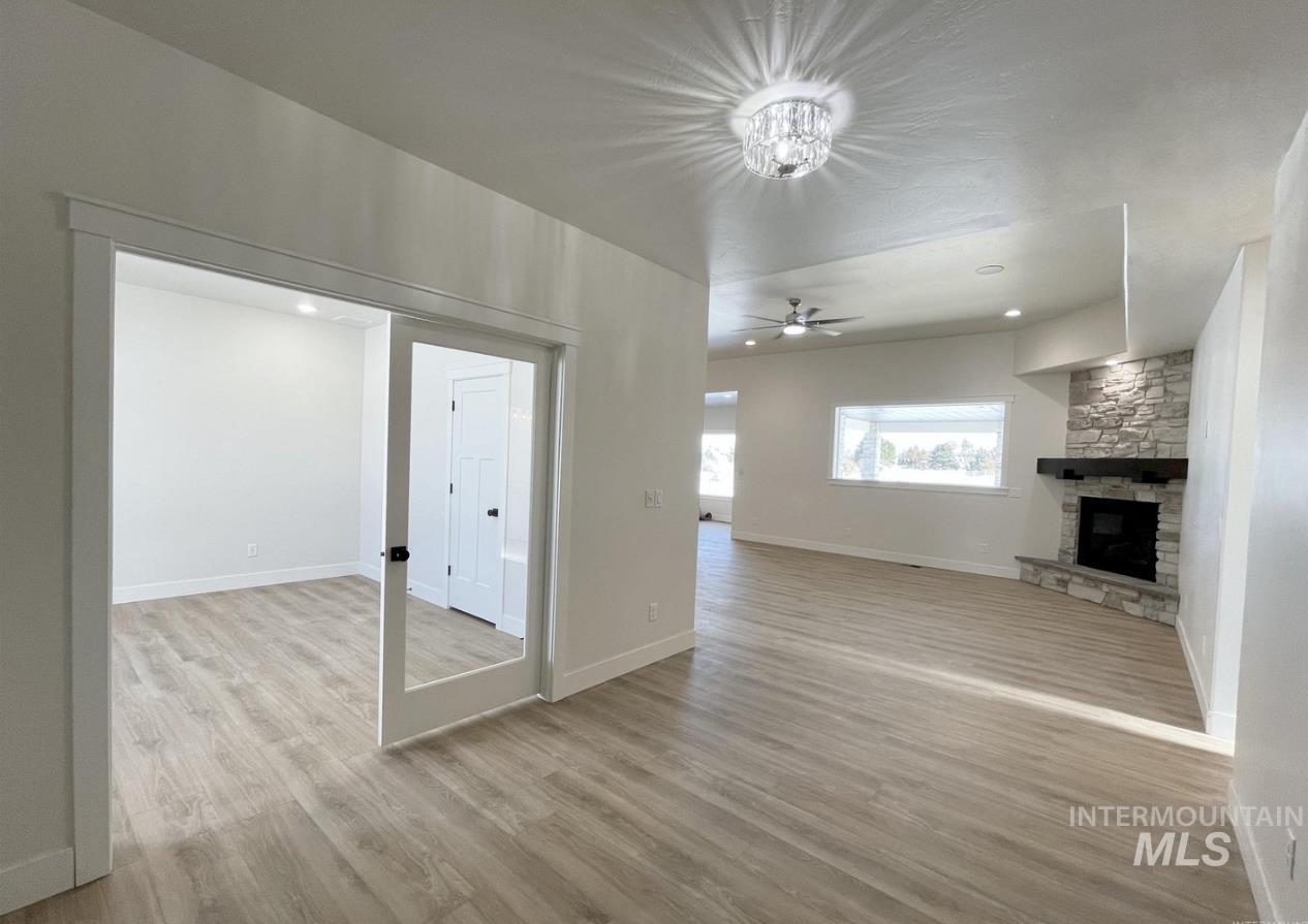 3402 E 4056 N., Kimberly, Idaho 83341, 4 Bedrooms, 2.5 Bathrooms, Residential For Sale, Price $824,000,MLS 98931656