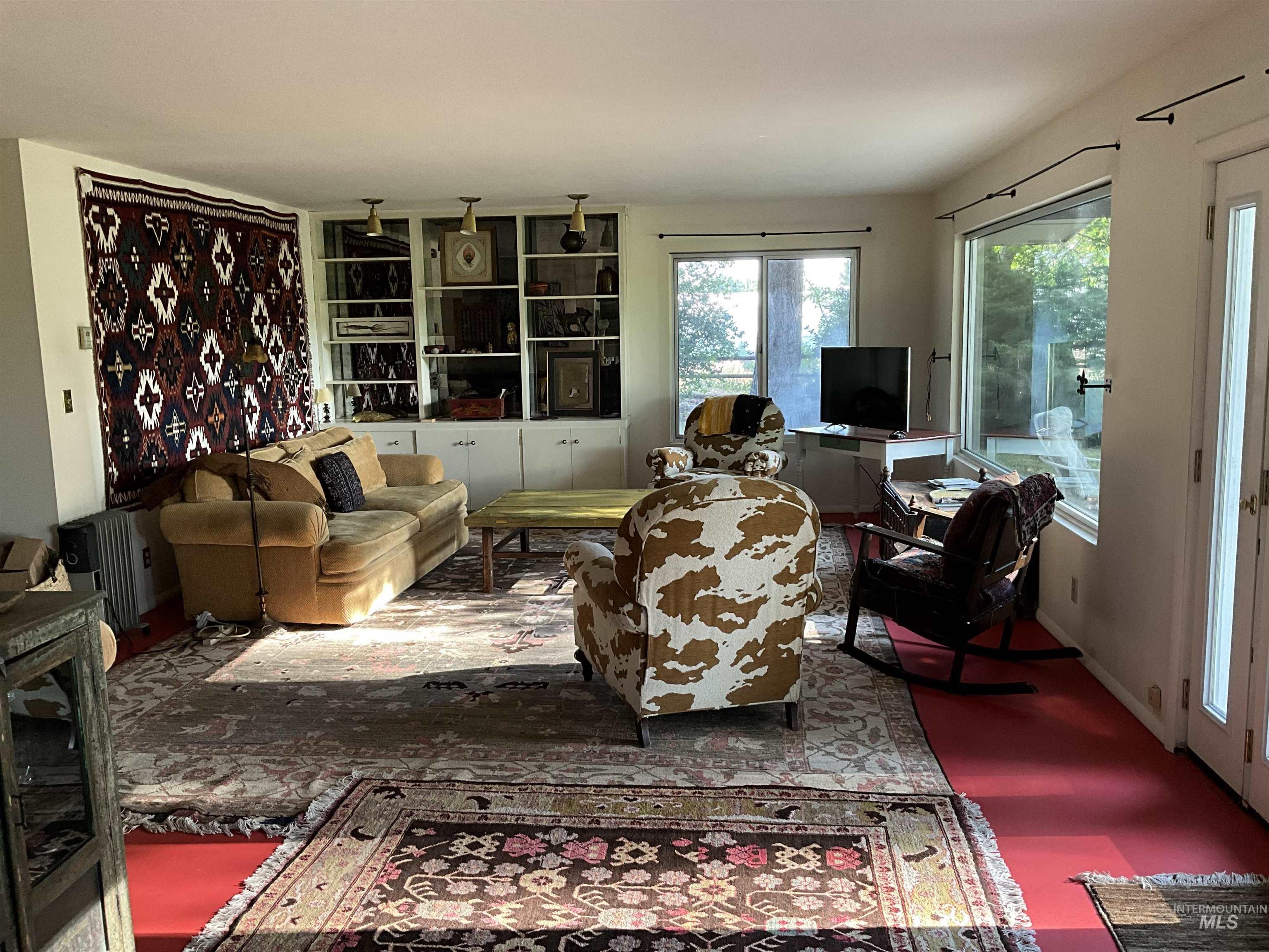 4778 River Road, Buhl, Idaho 83316, 2 Bedrooms, 1 Bathroom, Residential For Sale, Price $1,350,000, 98931714