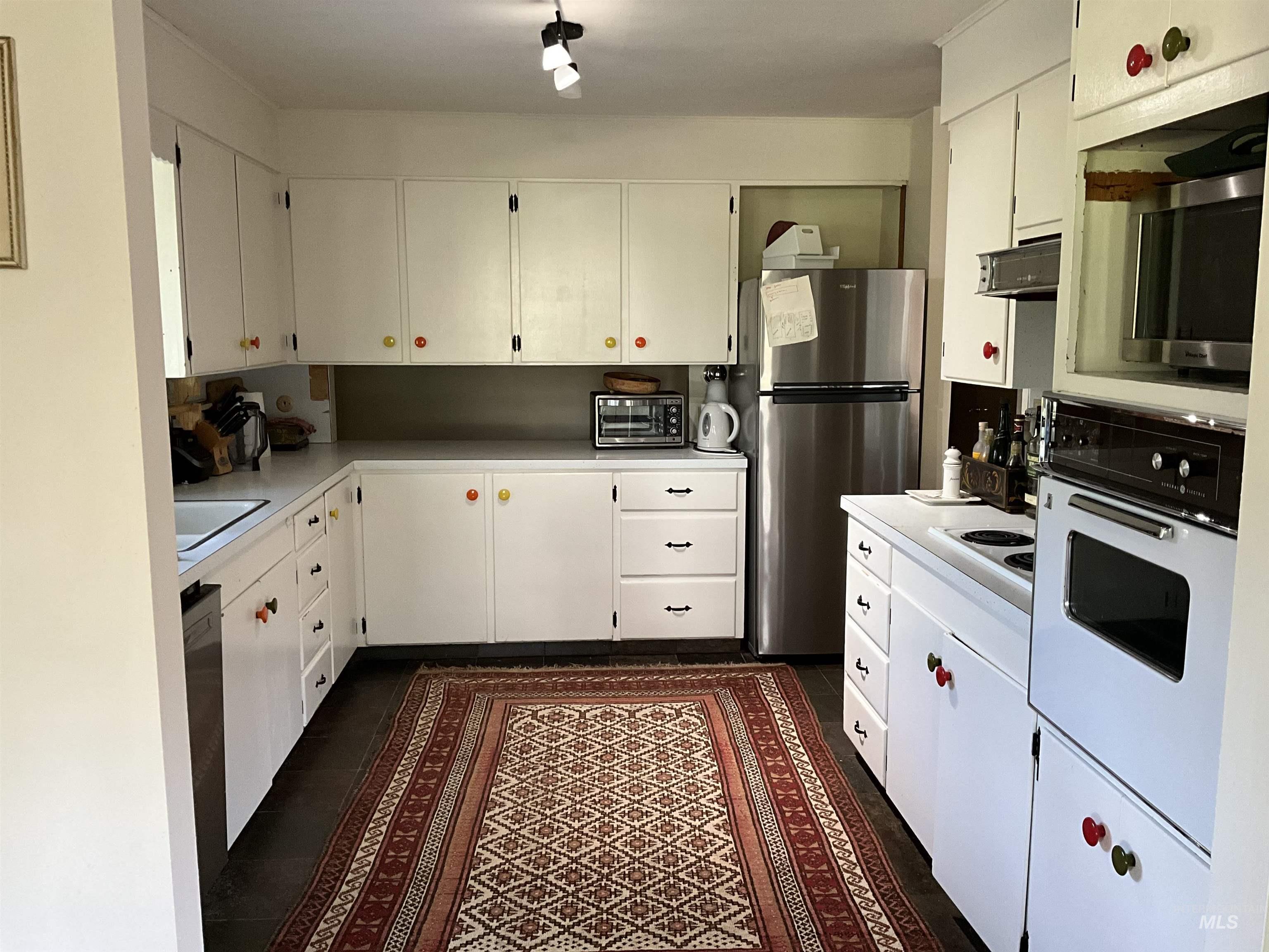 4778 River Road, Buhl, Idaho 83316, 2 Bedrooms, 1 Bathroom, Residential For Sale, Price $1,350,000, 98931714