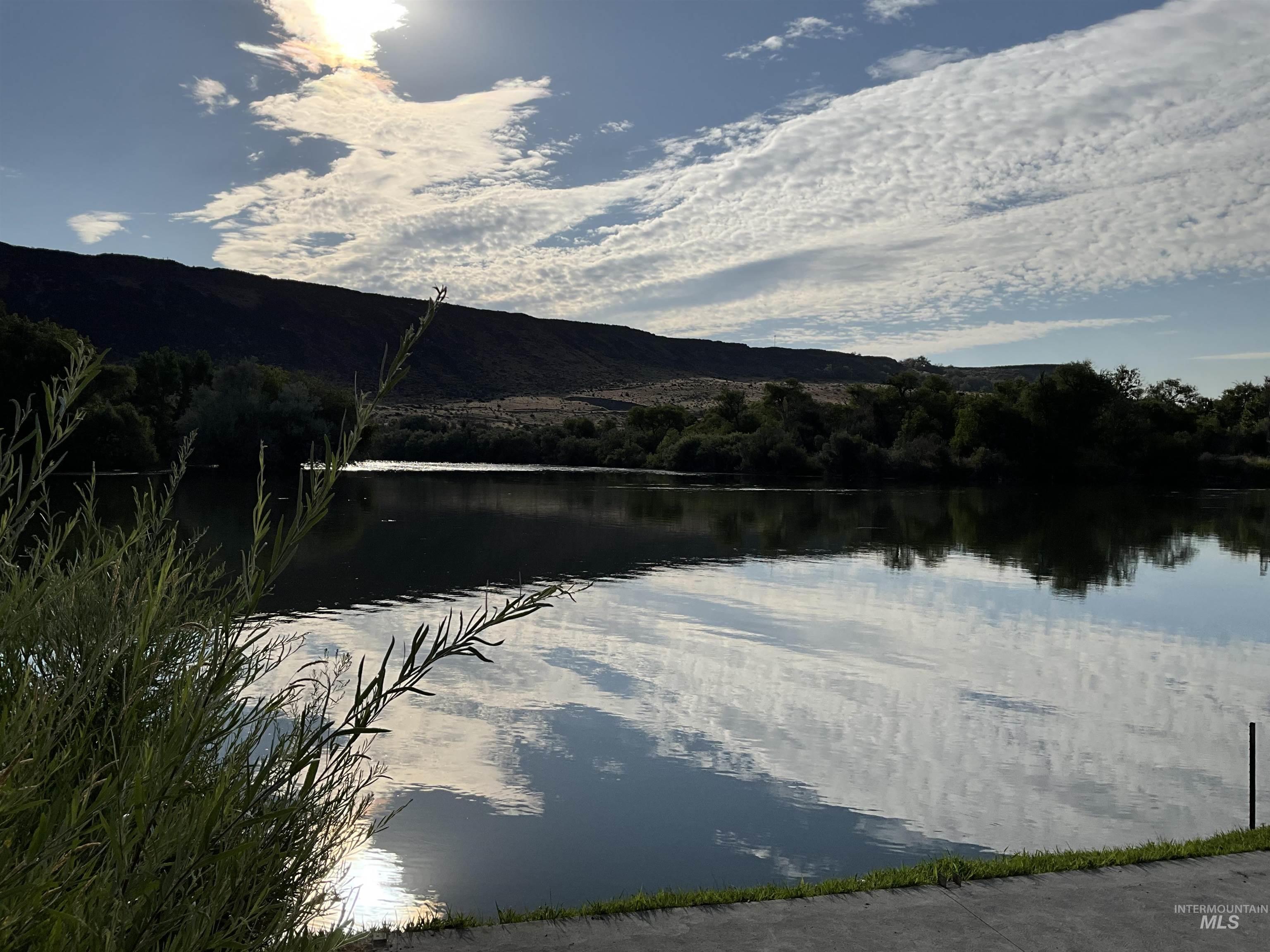 4778 River Road, Buhl, Idaho 83316, 2 Bedrooms, 1 Bathroom, Residential For Sale, Price $1,350,000, 98931714