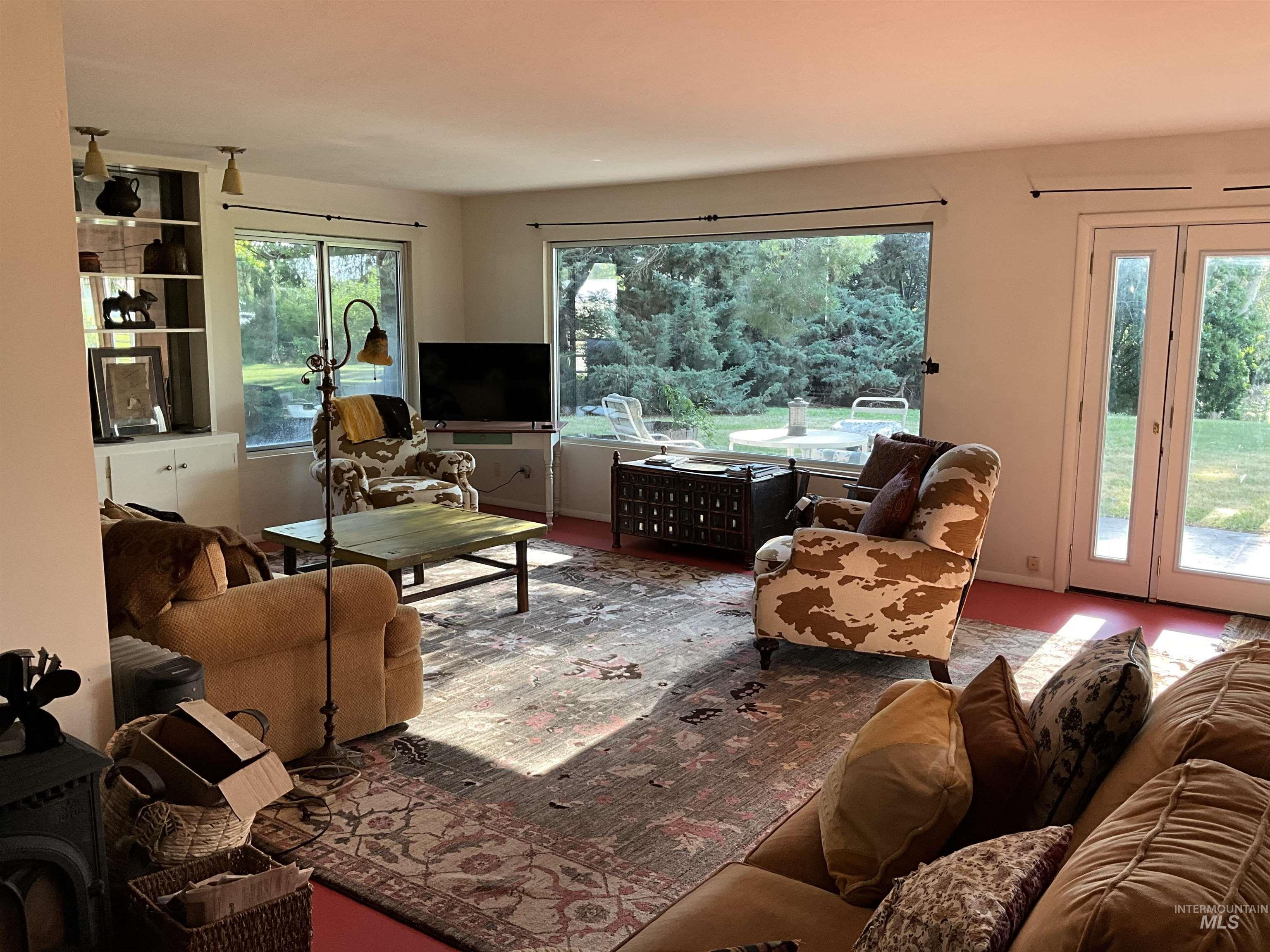 4778 River Road, Buhl, Idaho 83316, 2 Bedrooms, 1 Bathroom, Residential For Sale, Price $1,350,000, 98931714