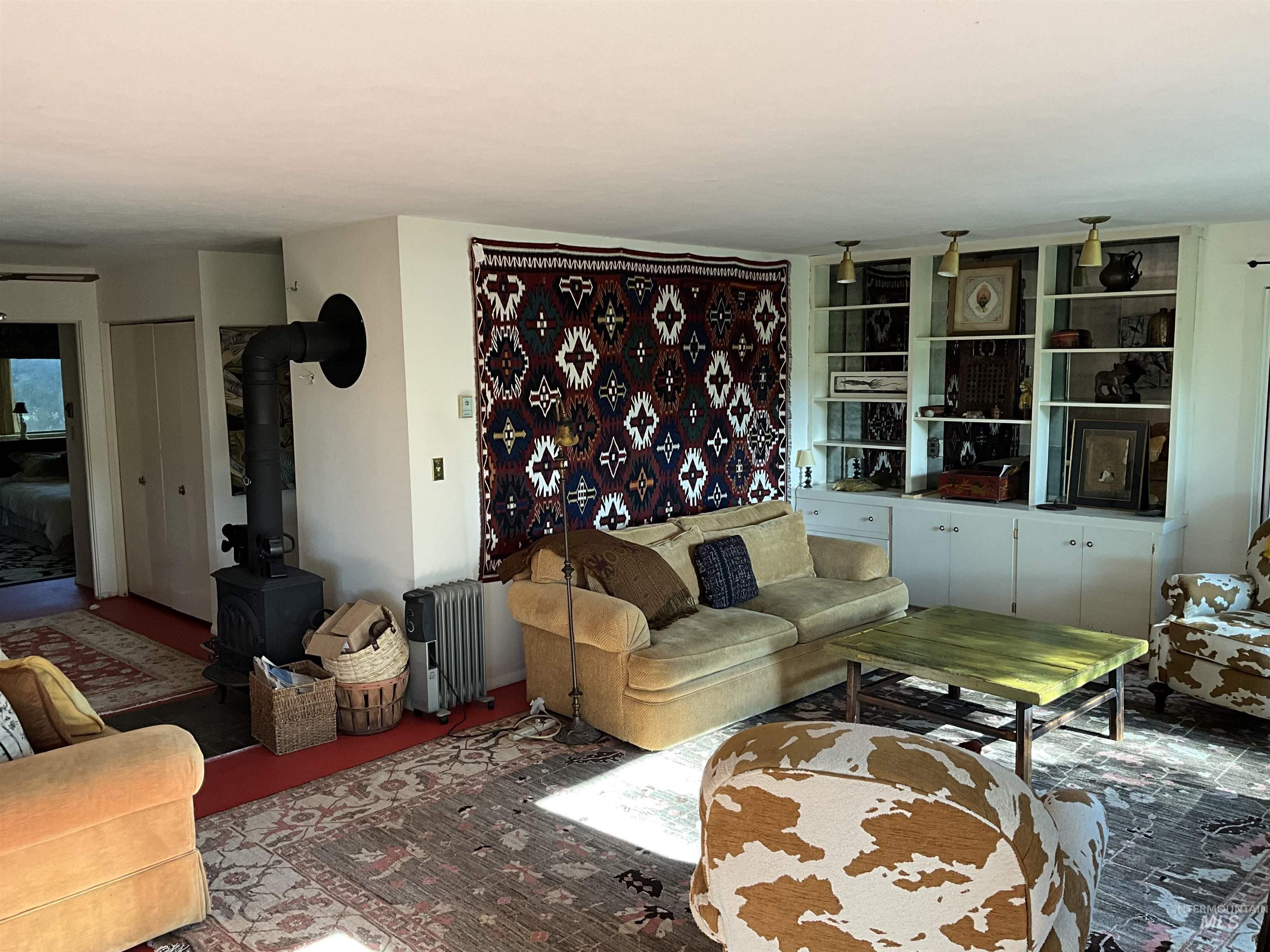 4778 River Road, Buhl, Idaho 83316, 2 Bedrooms, 1 Bathroom, Residential For Sale, Price $1,350,000, 98931714